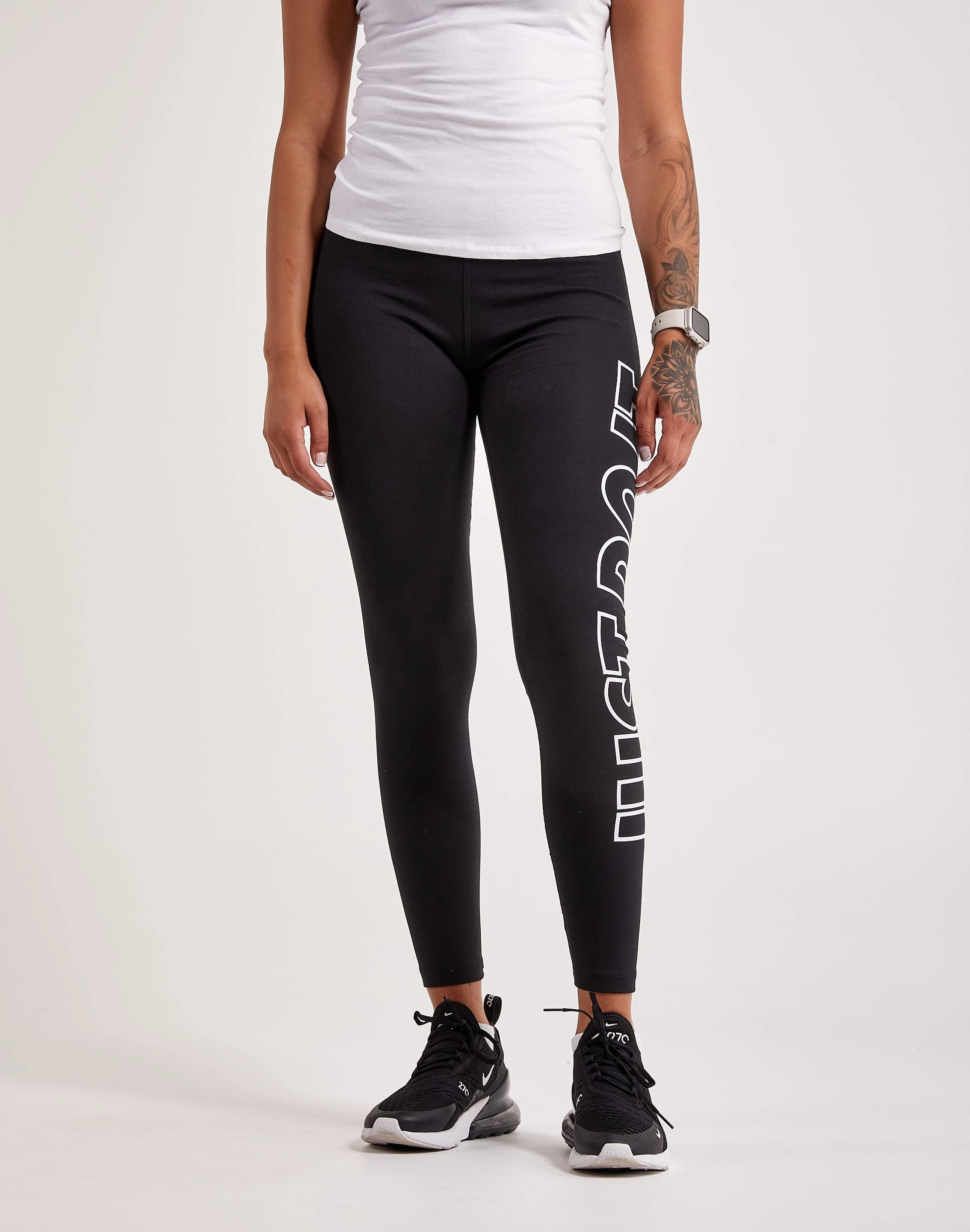 Nike Classics High-Waisted Leggings Fashion photography Popular fashion picks