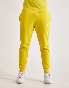 Nike Club Fleece Joggers Athleisure fashion Fashion collections