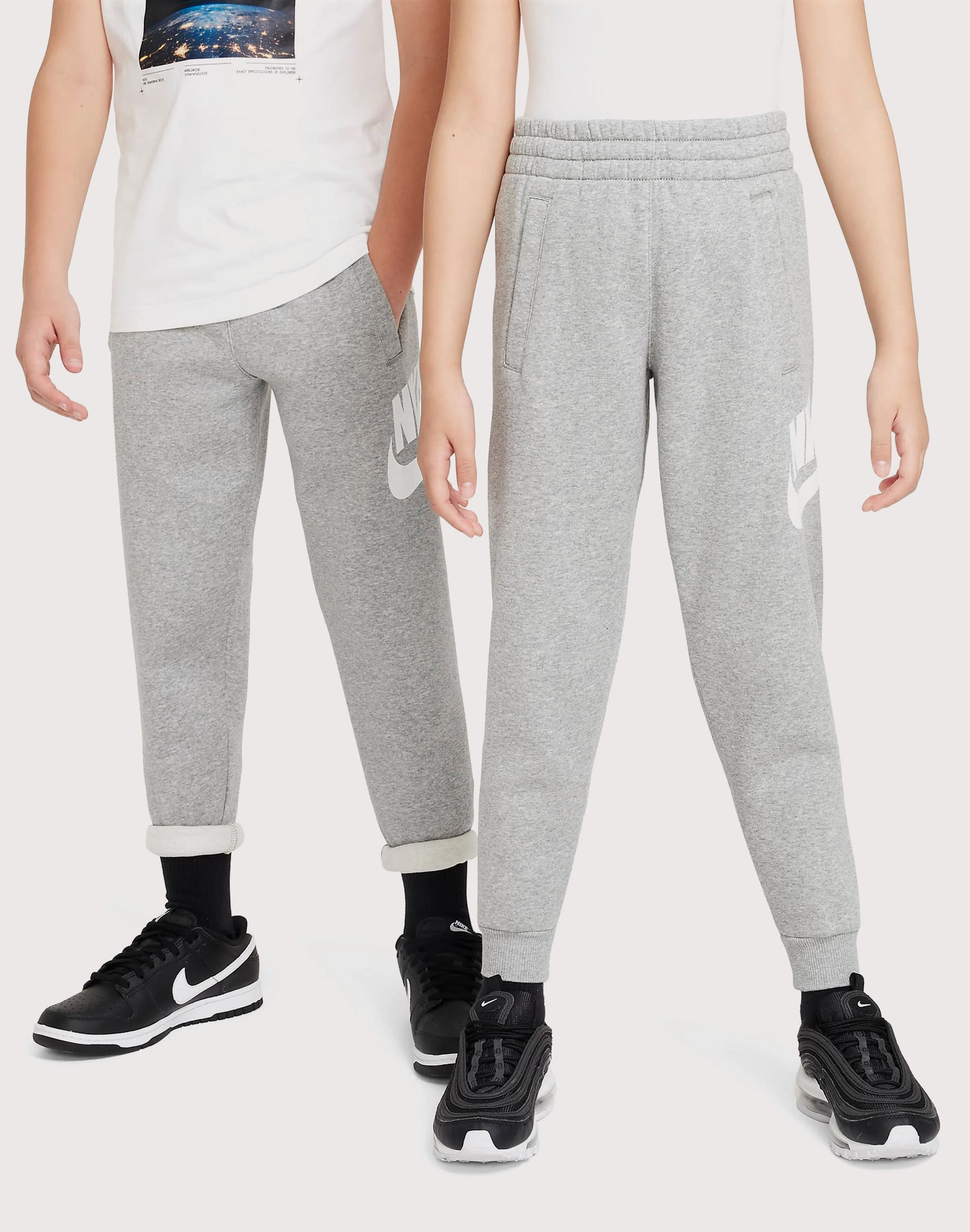 Fashion for all ages Nike Club Fleece Joggers Grade-School Fashion collections