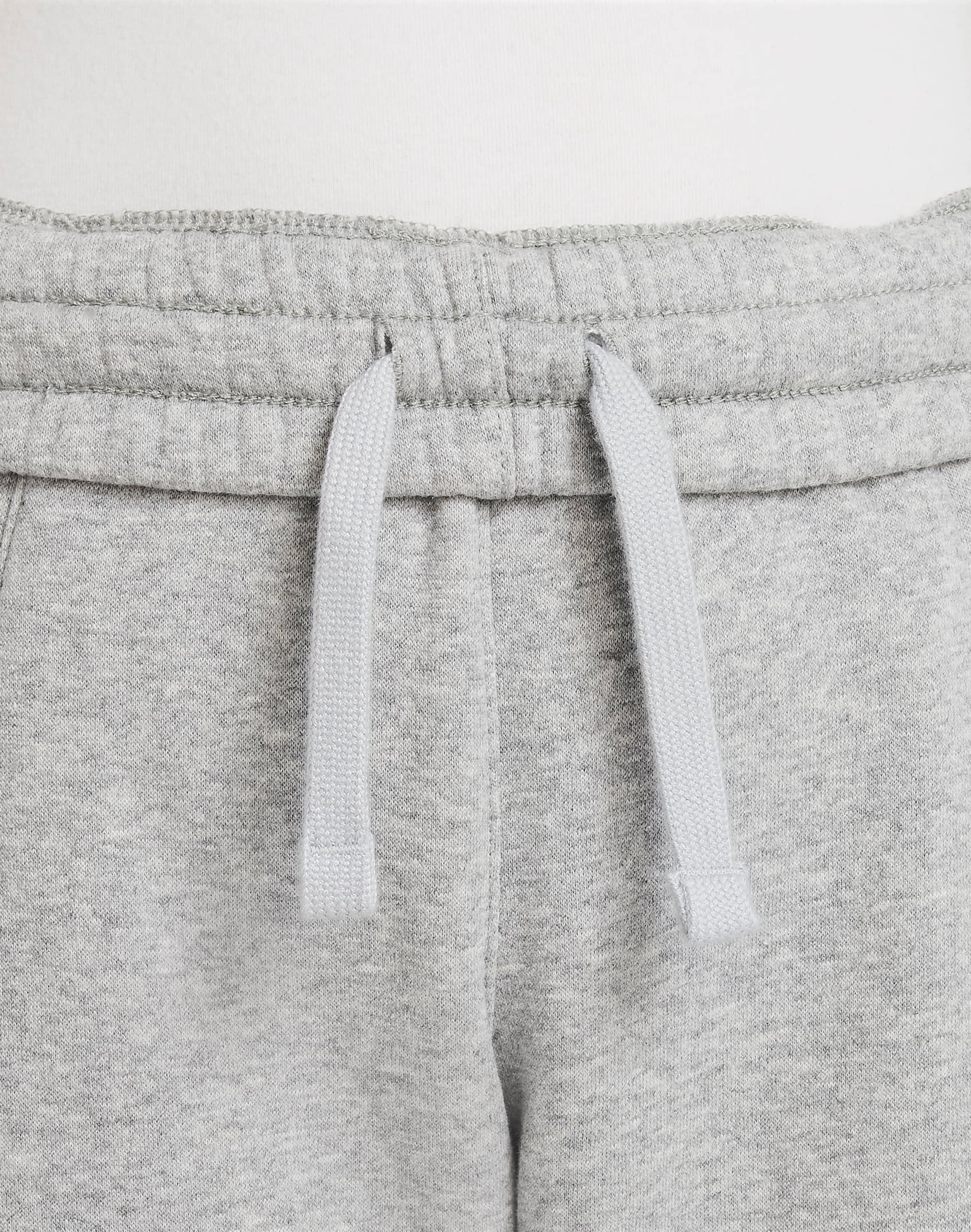 Nike Club Fleece Joggers Grade-School Denim products