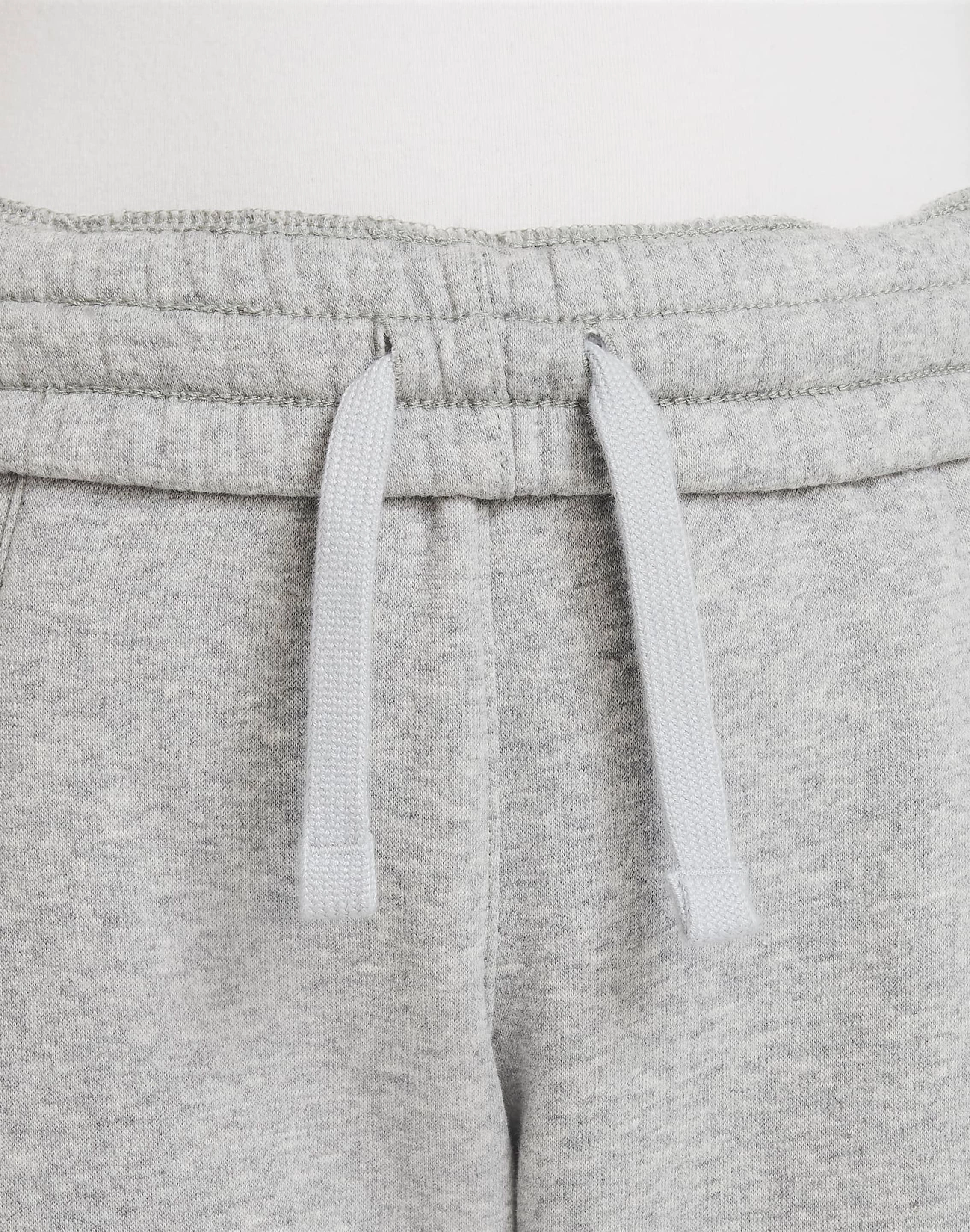 Nike Club Fleece Joggers Grade-School Denim products