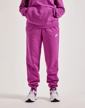 Nike Club Fleece Mid-Rise Pants Fashion advice Bohemian style items