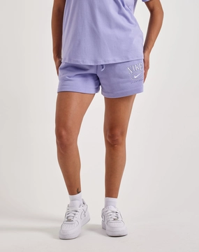 Nike Club Fleece Mid-Rise Shorts Designer fashion items Fashion rental