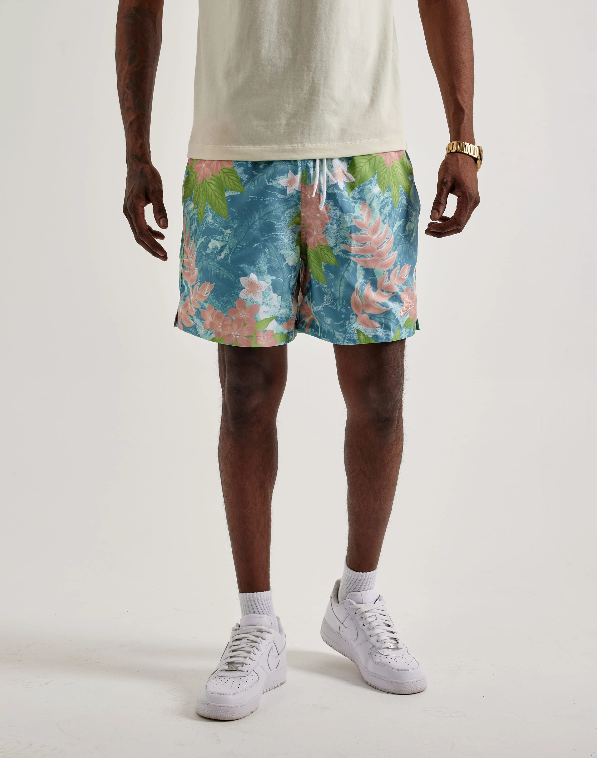Nike Club Flow Shorts Fashion influencers' recommendations Fashion brands