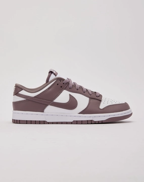 Nike Dunk Low Classic fashion pieces Fashion models