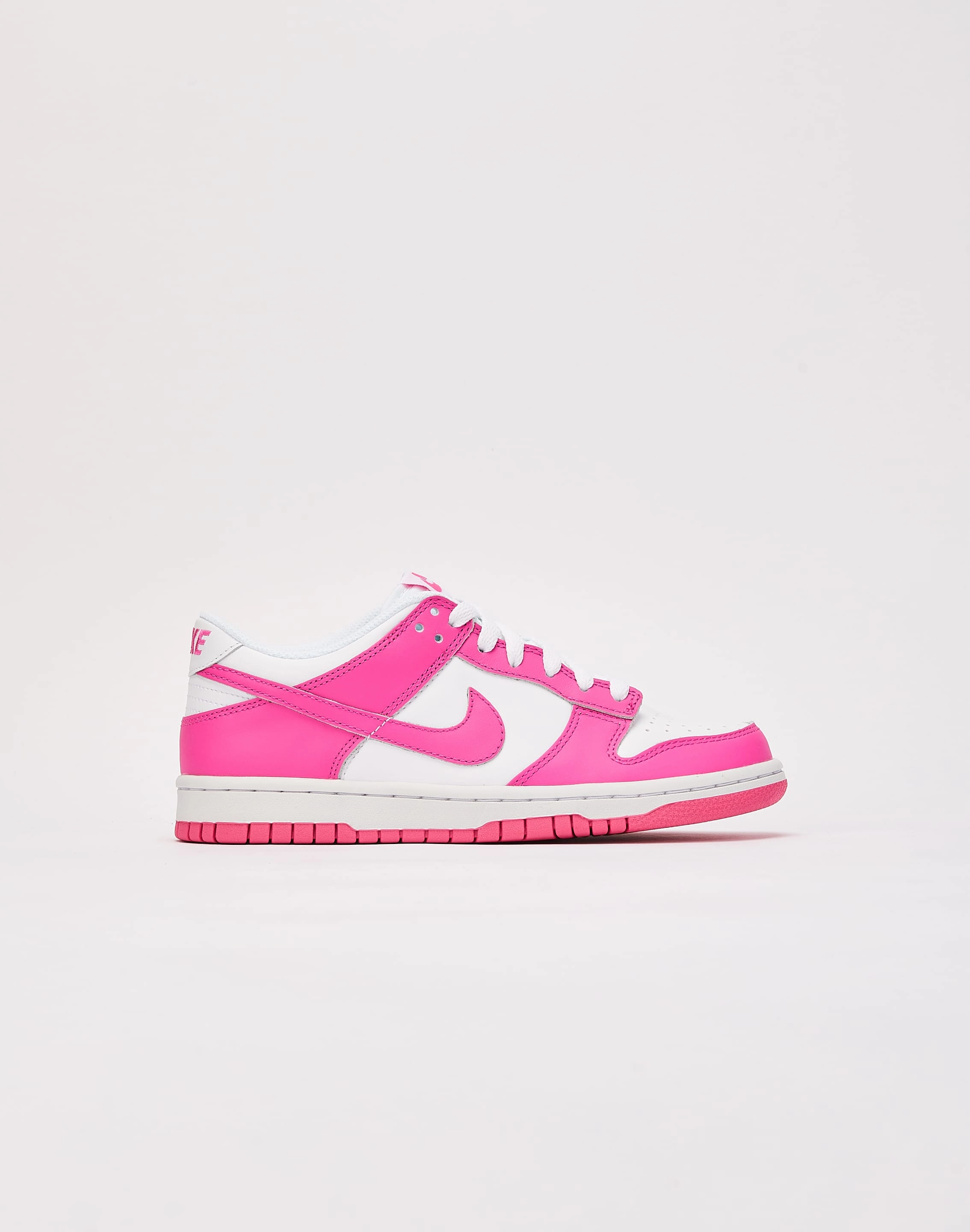 Nike Dunk Low Grade-School Fashion labels Style statements