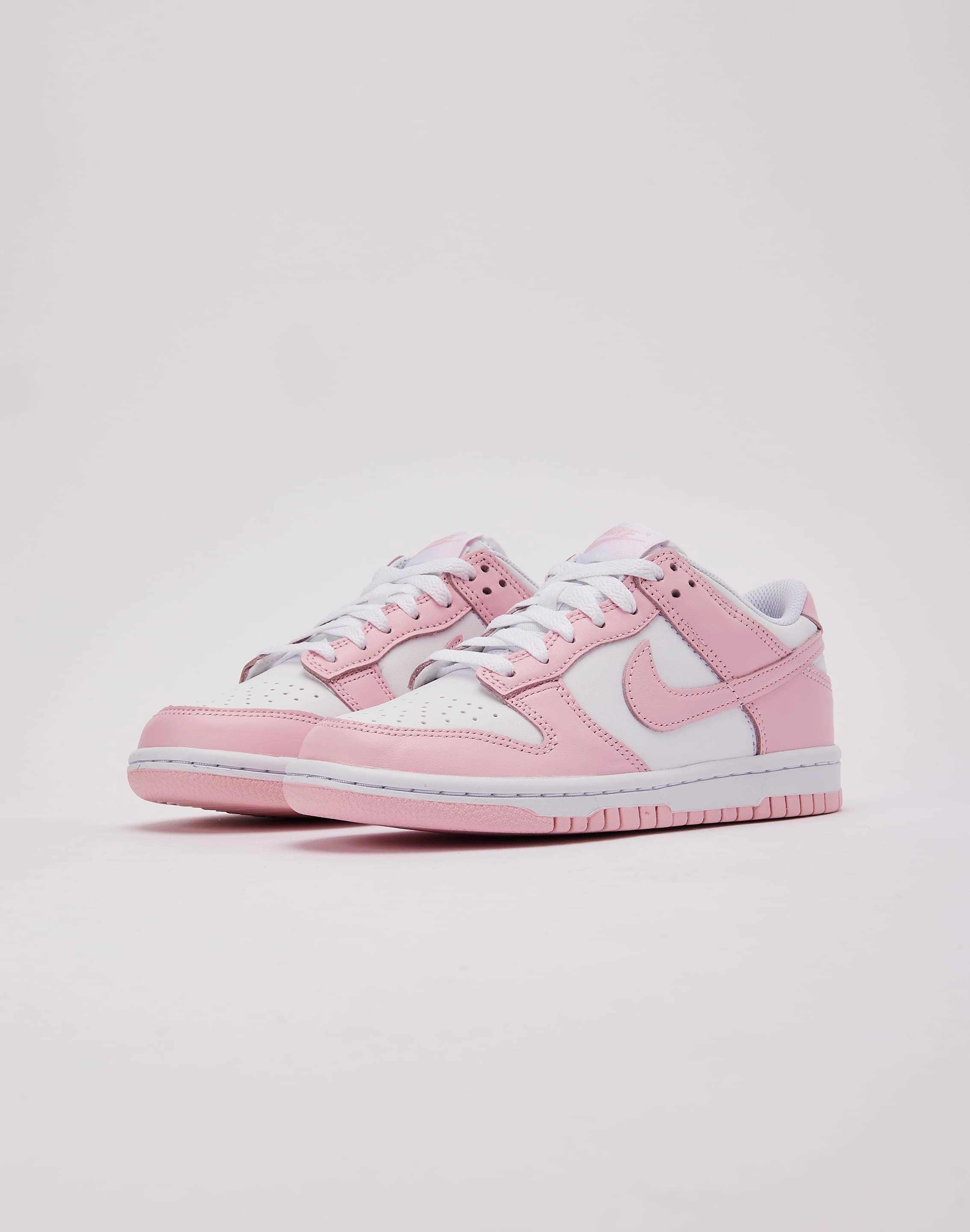 Nike Dunk Low Grade-School Fashion models