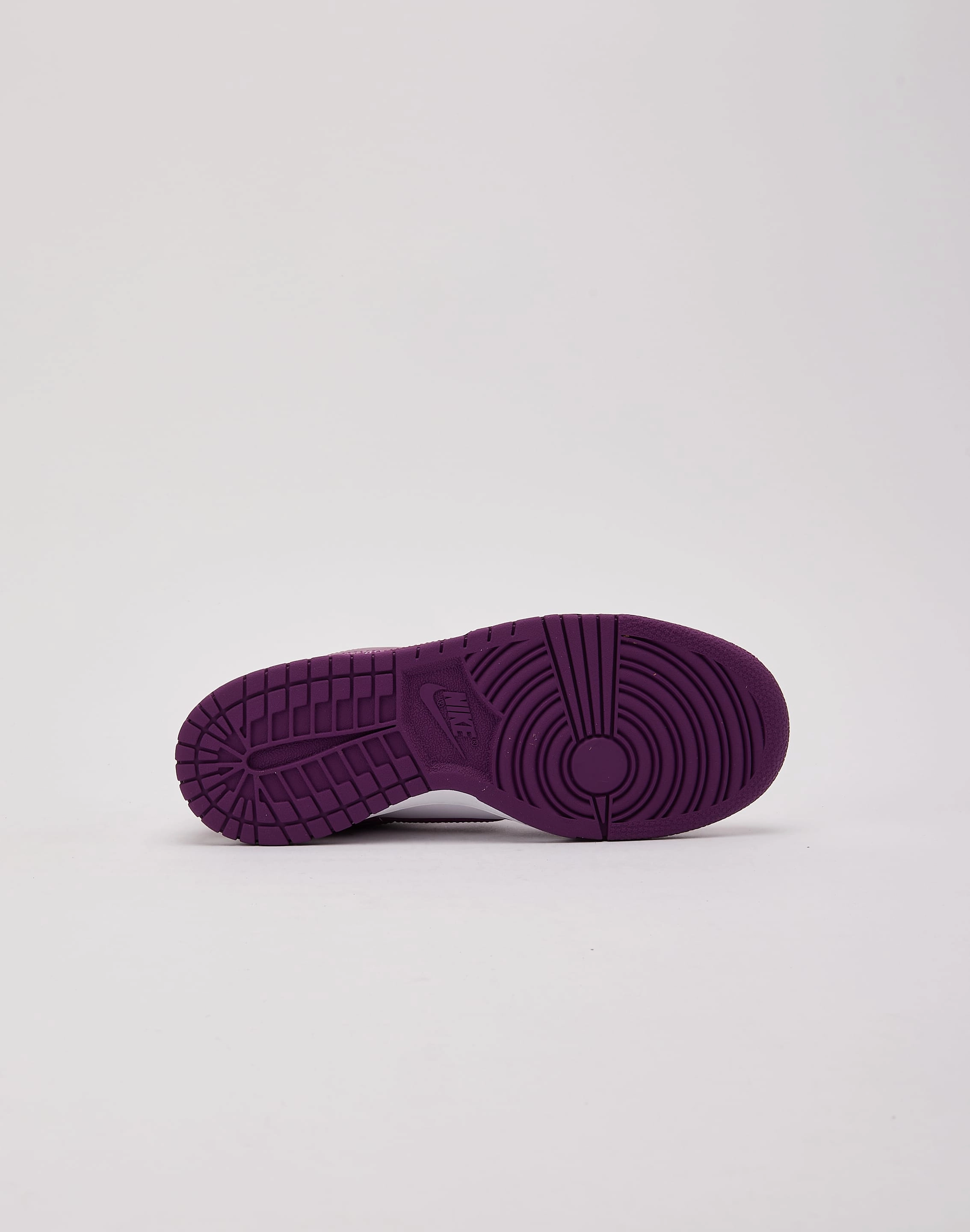 Nike Dunk Low Grade-School Fashion technology