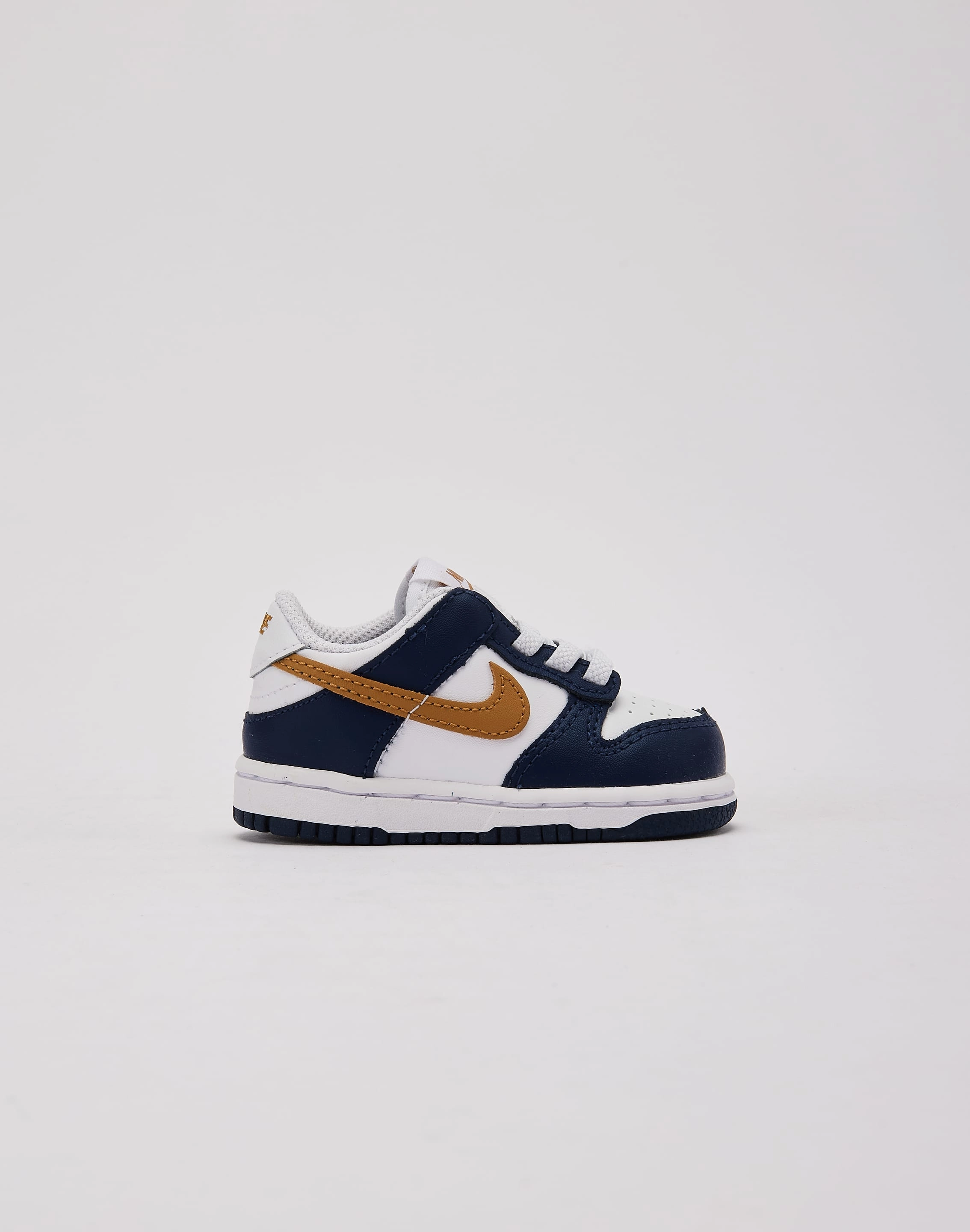 Seasonal wear Nike Dunk Low Toddler Fashion trends by region