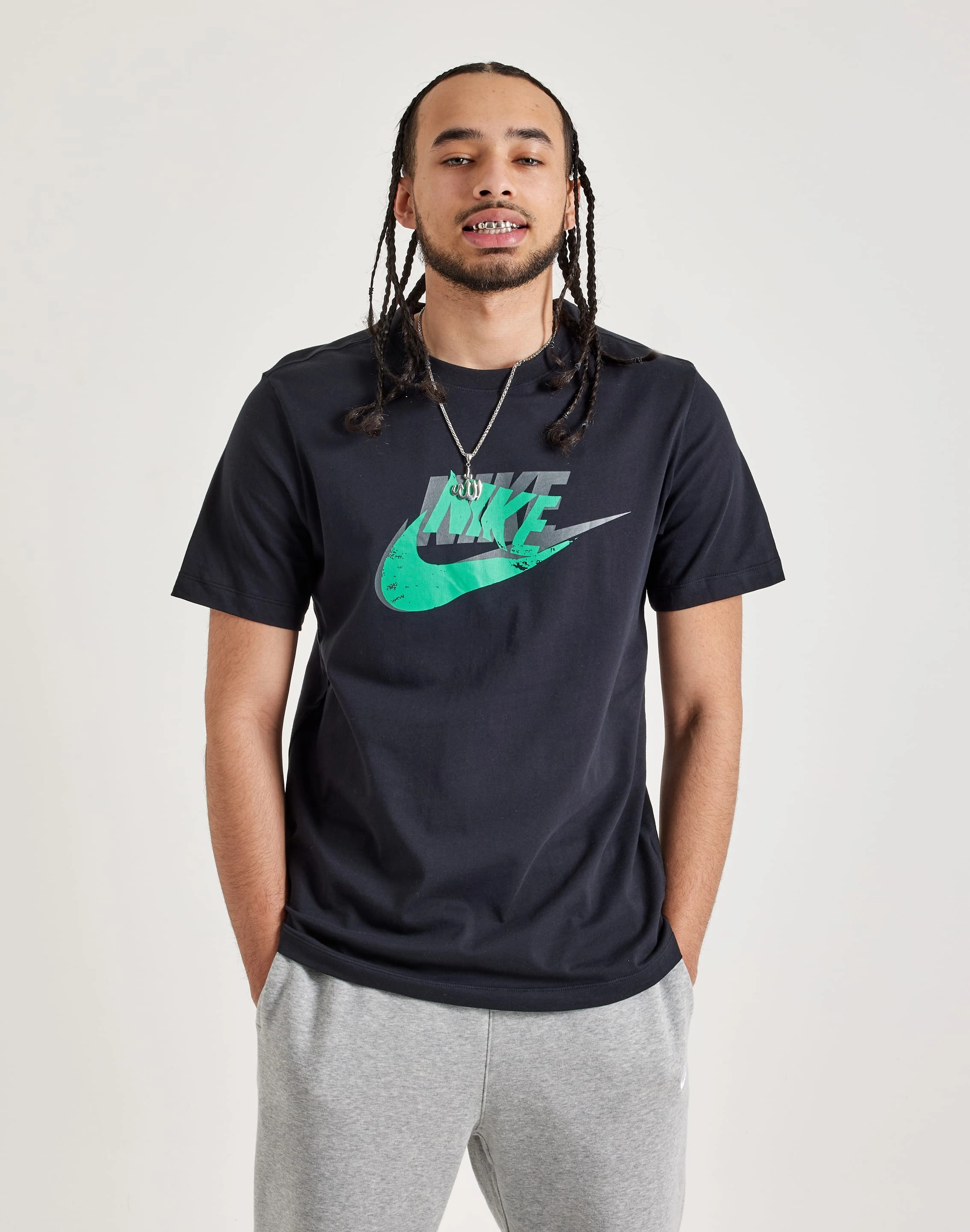 Nike Futura Tee Fashion forecasting Fashion inspiration