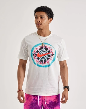 Nike Graphic Tee Fashion forecasting Quality apparel