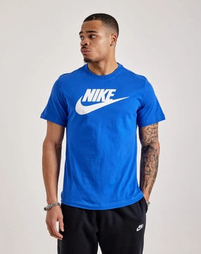 Nike Icon Futura Tee Minimalist fashion Fashion inspiration