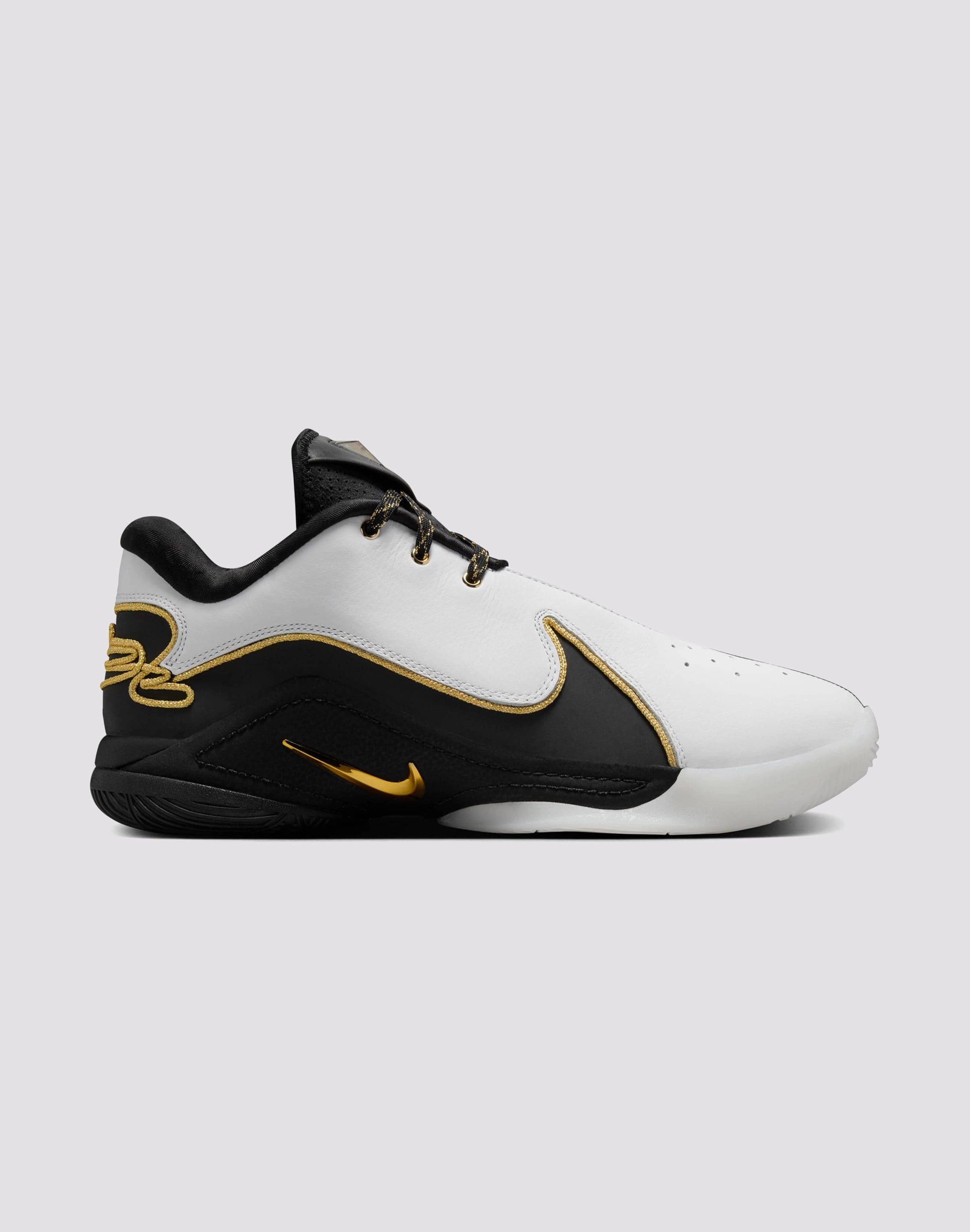 Nike LeBron XXII "Mogul" Basketball Bohemian style items Luxury fashion items
