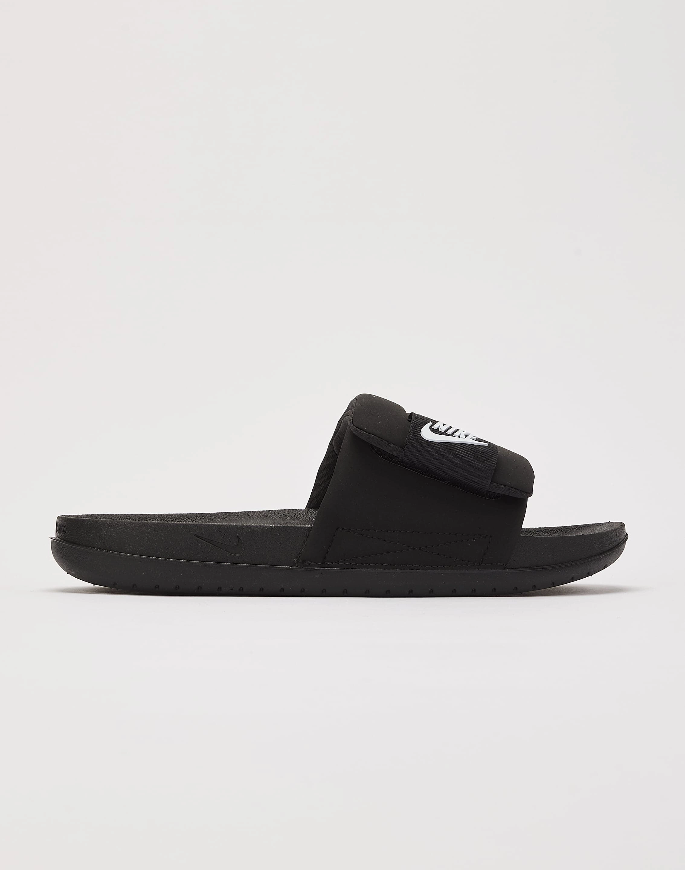 Leather - material fashion Nike Offcourt Adjust Slides Fashion exhibitions