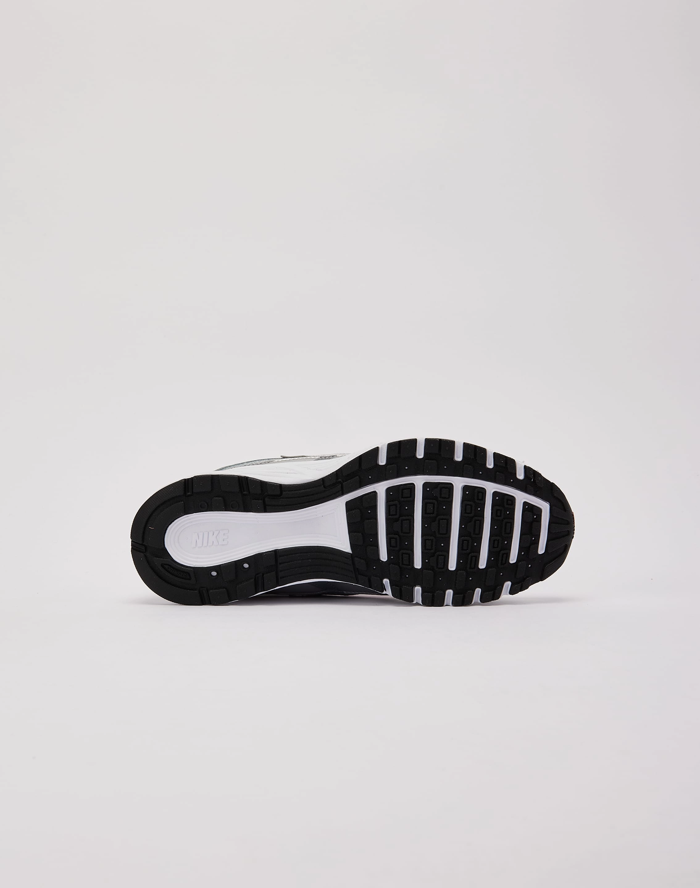 Nike P-6000 Grade-School Affordable fashion