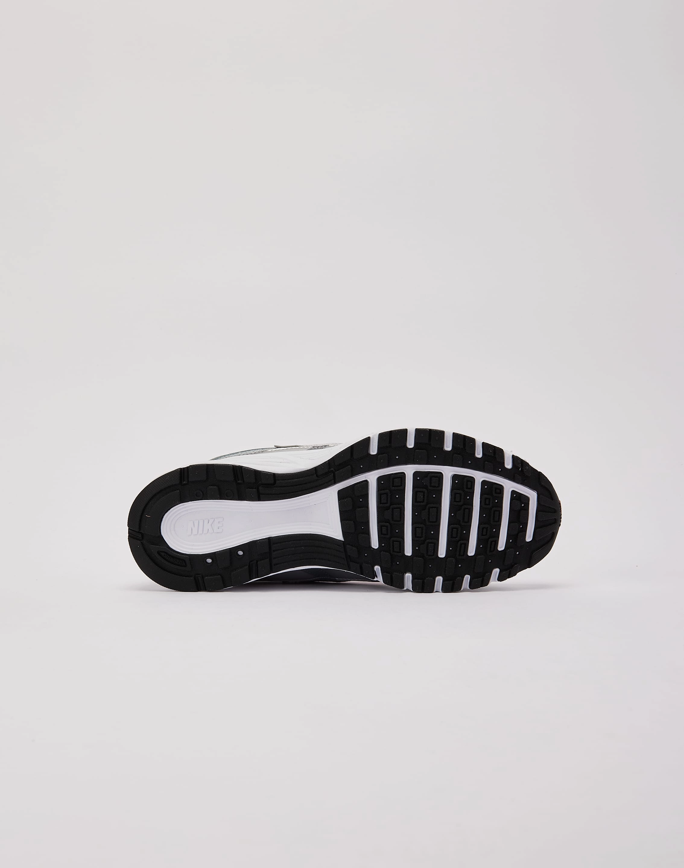 Nike P-6000 Grade-School Affordable fashion