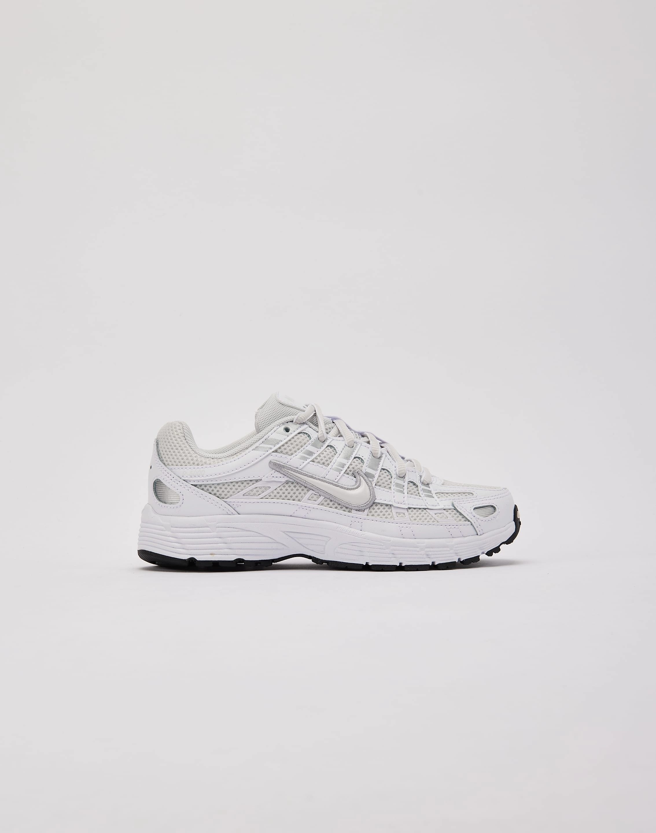 Style statements Nike P-6000 Pre-School Runway fashion