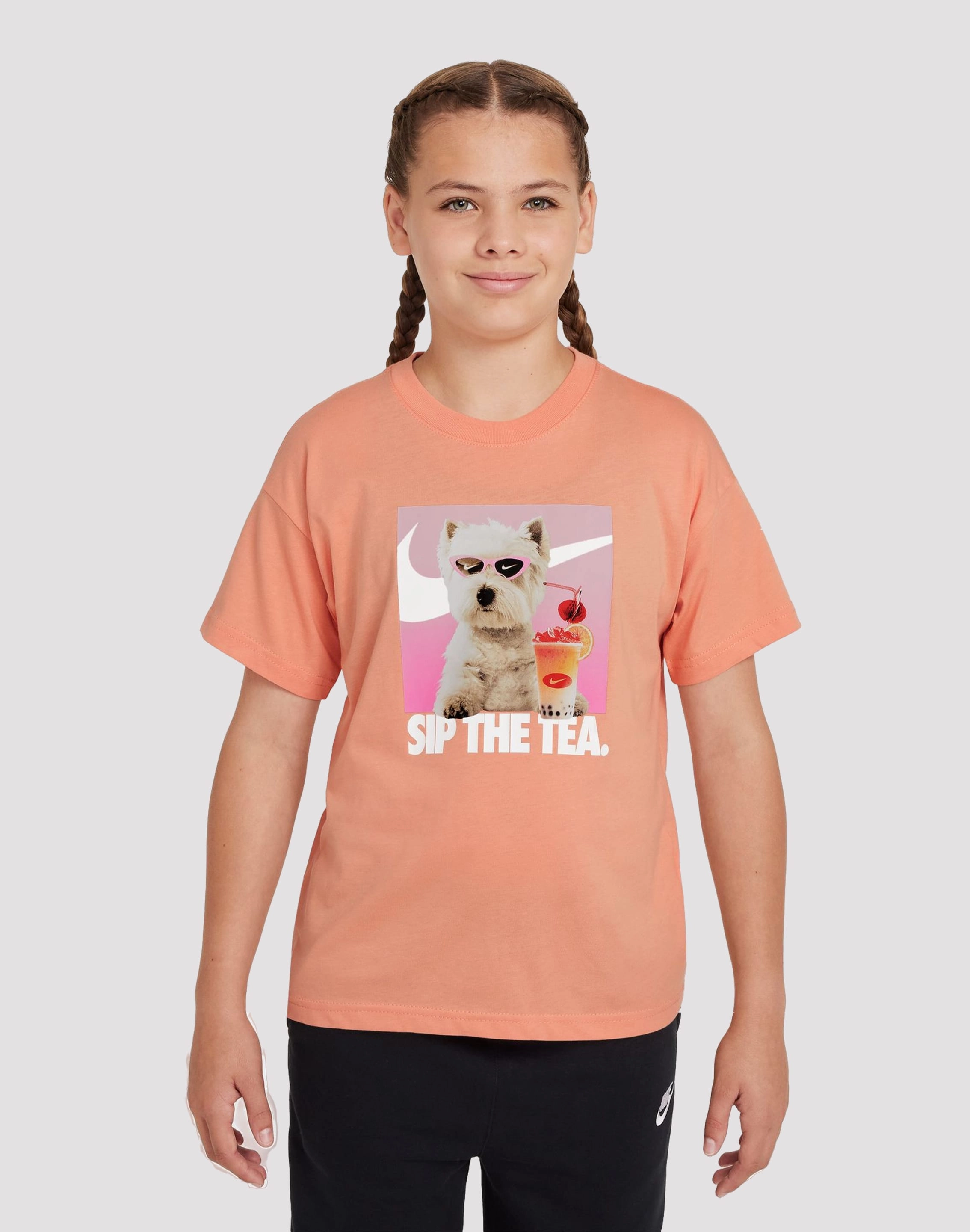 Retro fashion finds Nike Photo Tee Grade-School Fashion bloggers' picks