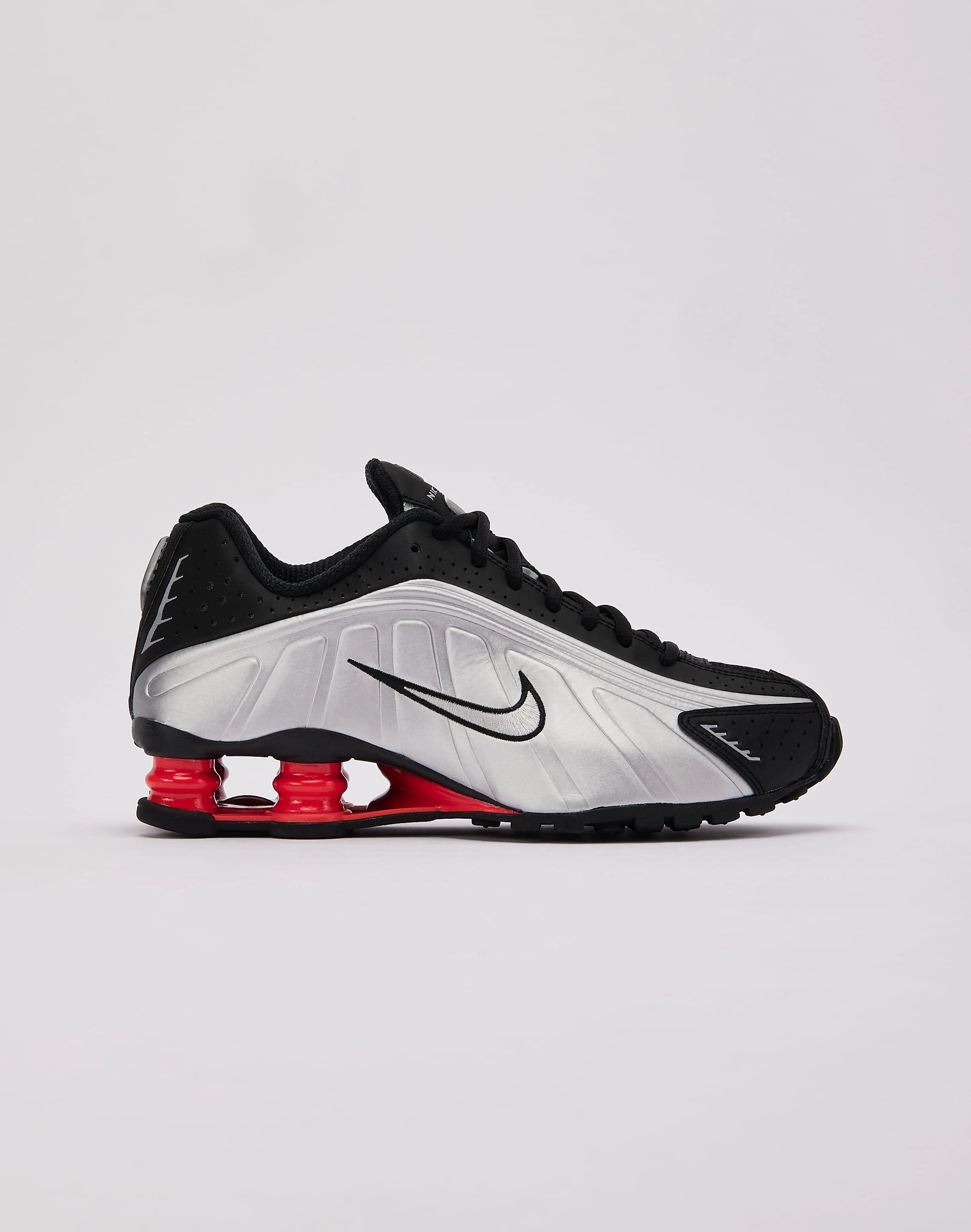 Nike Shox R4 Fashion lookbook Comfortable apparel