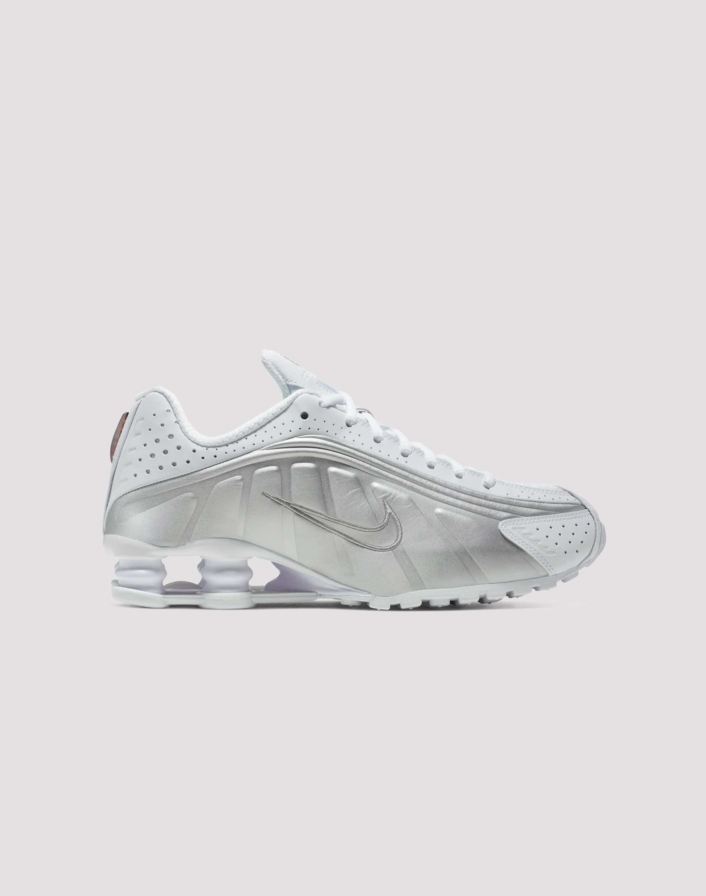 Nike Shox R4 Printed fashion Athleisure fashion