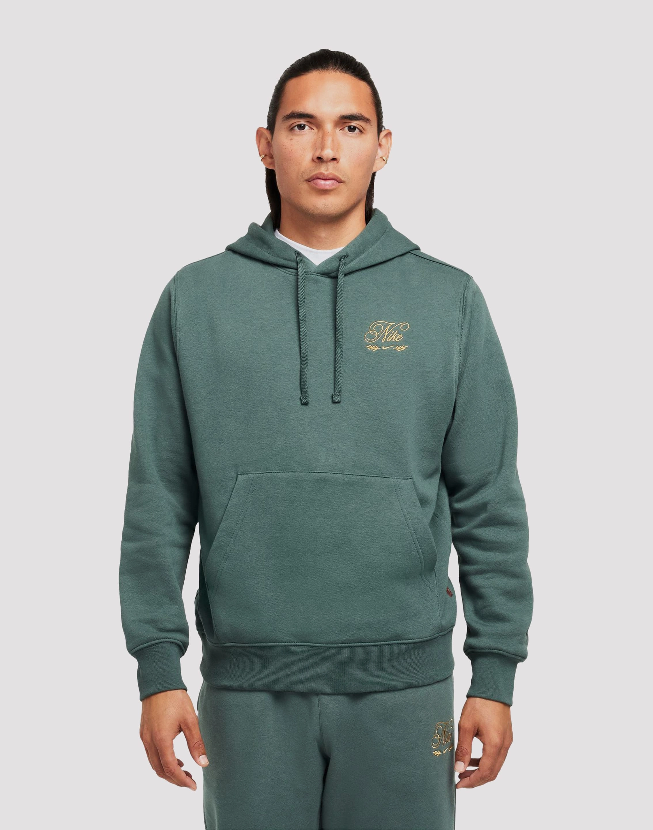Nike Sportswear Club Fleece Pullover Green Hoodie Recycled fashion materials Evening wear