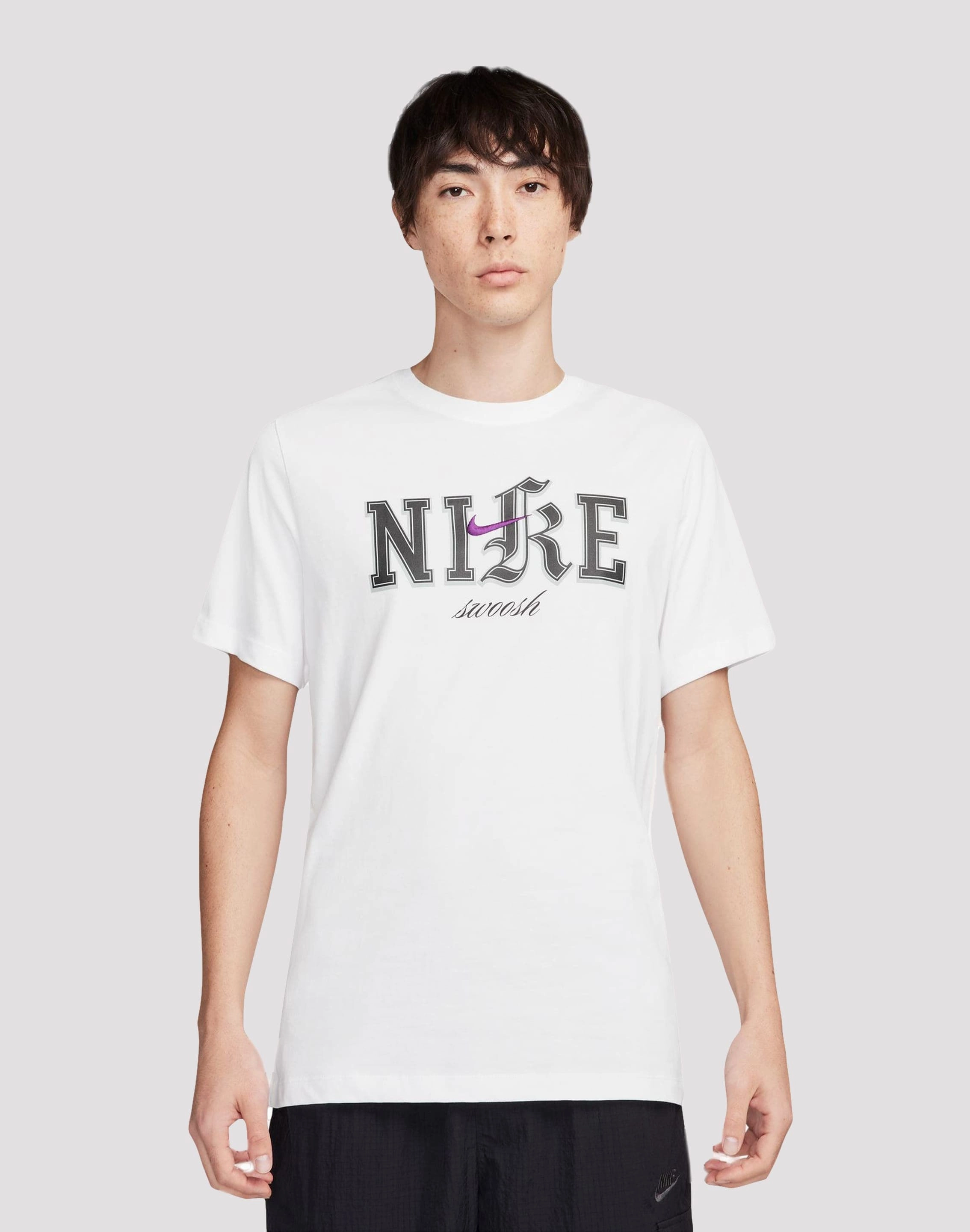 Nike Sportswear HBR DNA White Tee Designer fashion items Fashionable goods