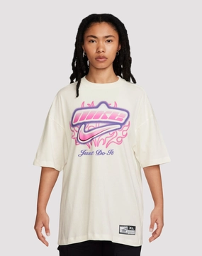 Nike Sportswear Oversized Tee Formal wear selections Fashion storage (wardrobes, hangers, etc.)