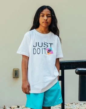 Nike Sportswear Tee Grade-School Fashion technology Recycled fashion materials