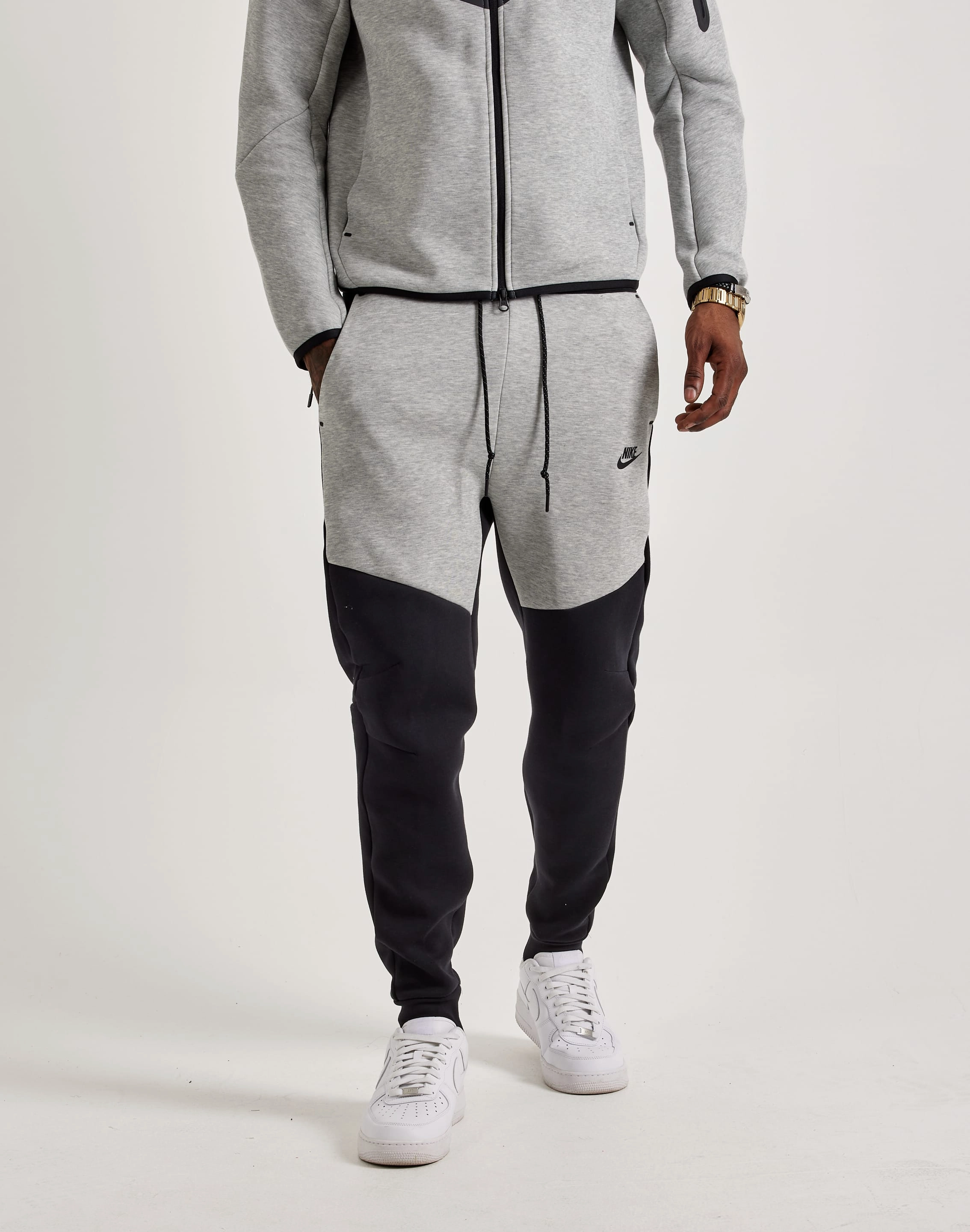 Nike Tech Fleece Joggers Fashionable options Nautical - themed fashion
