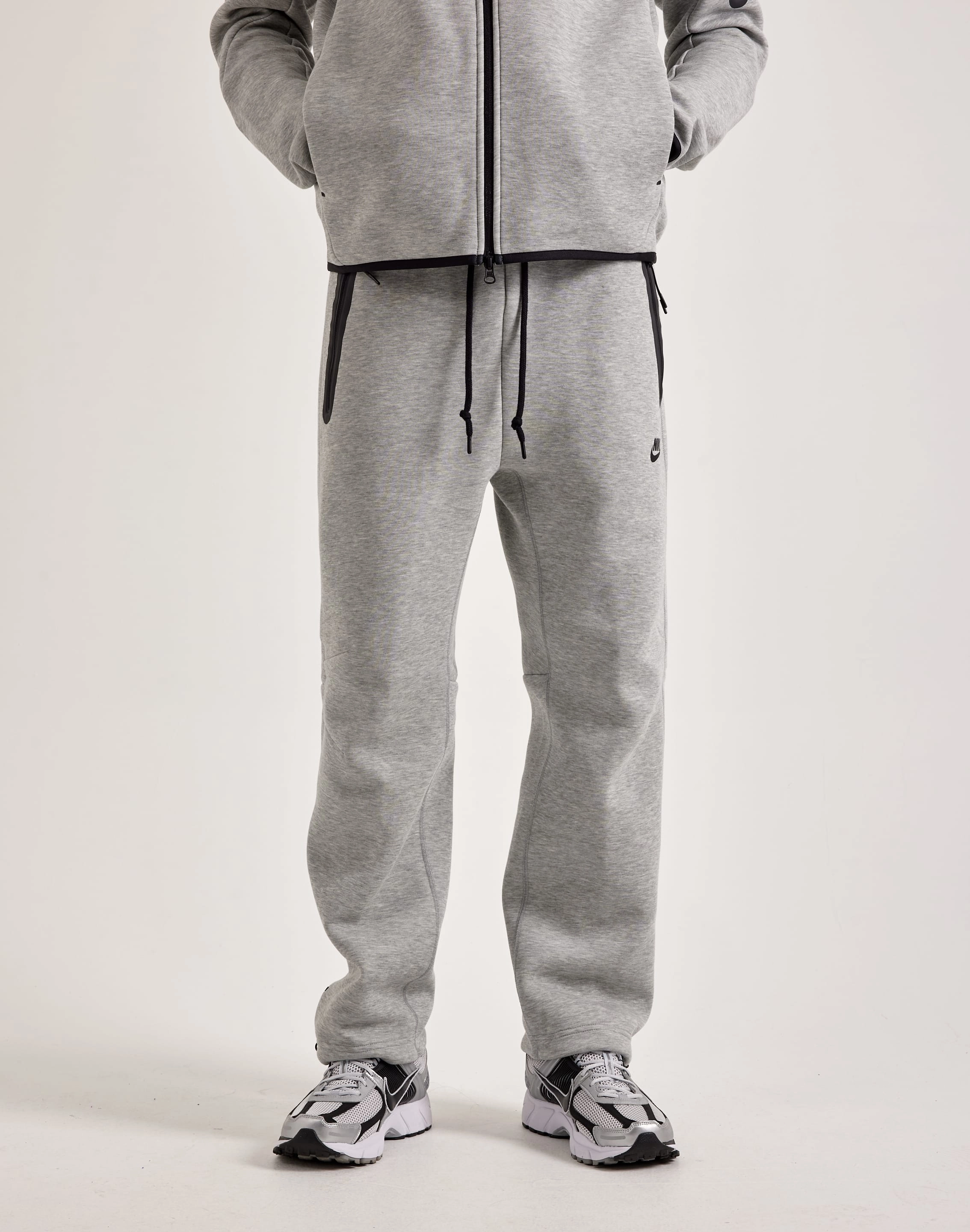 Nike Tech Fleece Open-Hem Pants High - end fashion Apparel finds