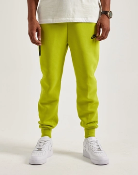 Nike Tech Fleece Slim-Fit Joggers Fashion for all ages Fashion lookbook