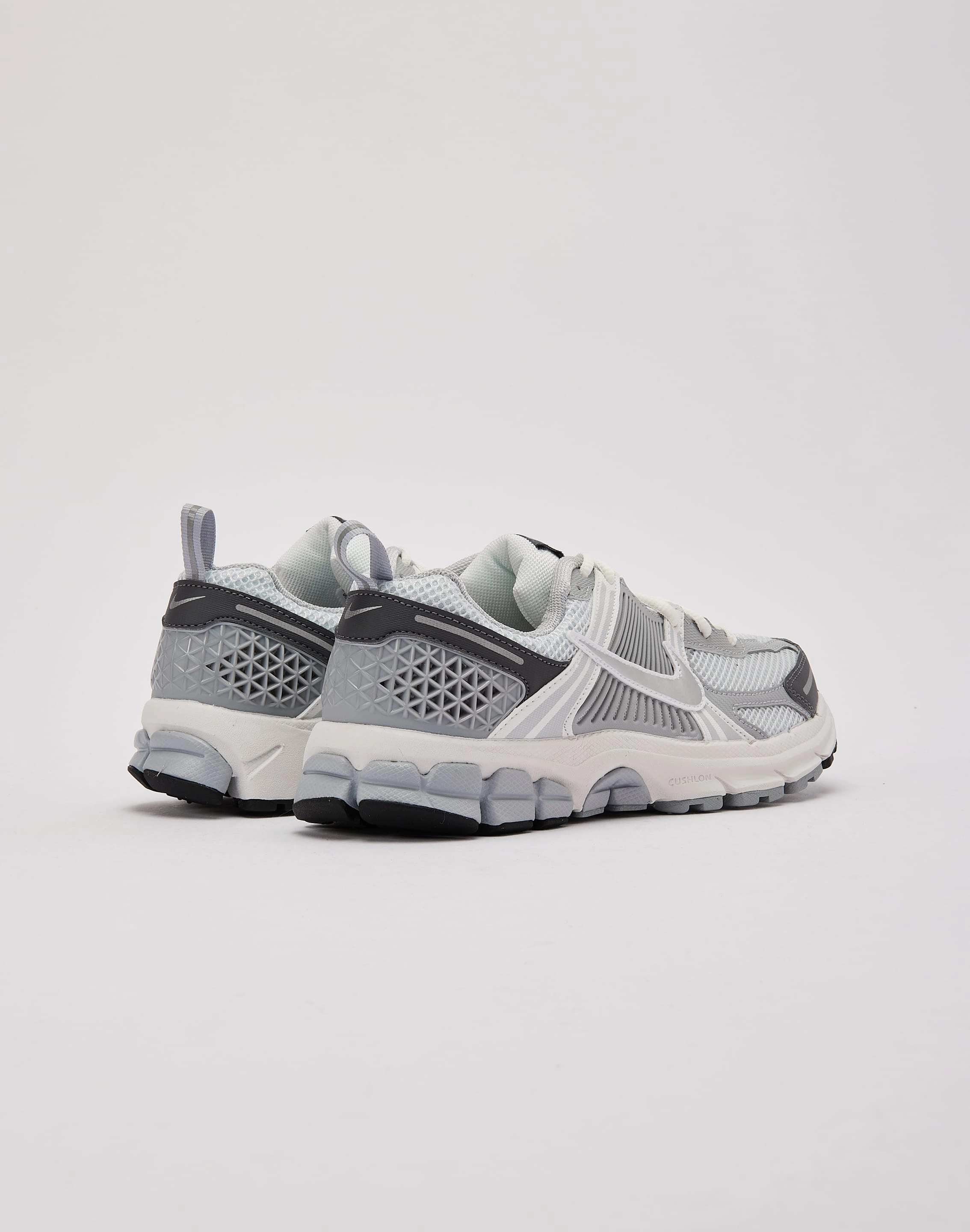 Nike Zoom Vomero 5 Grade-School Casual wear options