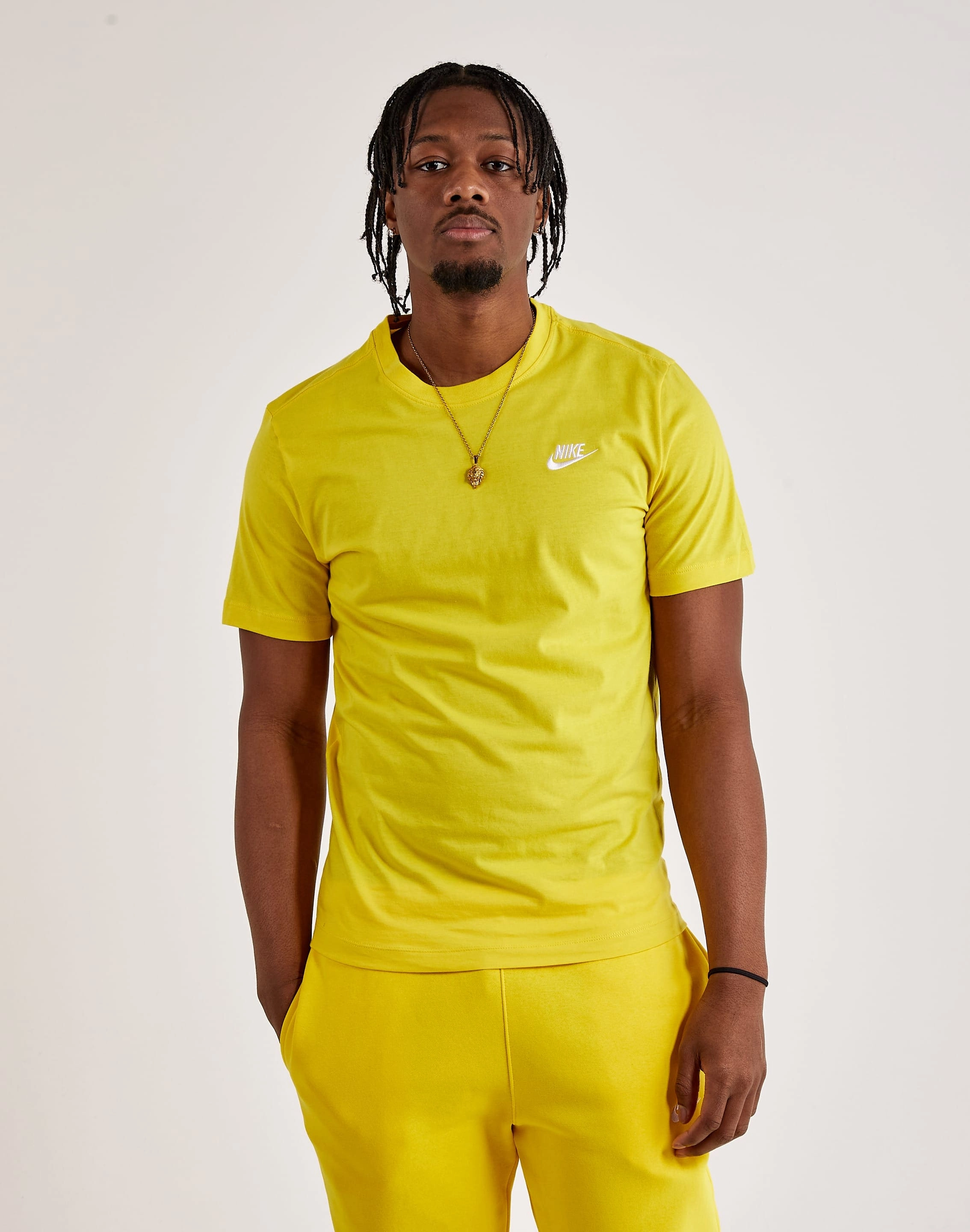 Online fashion shopping Nike Club Tee Stylish products