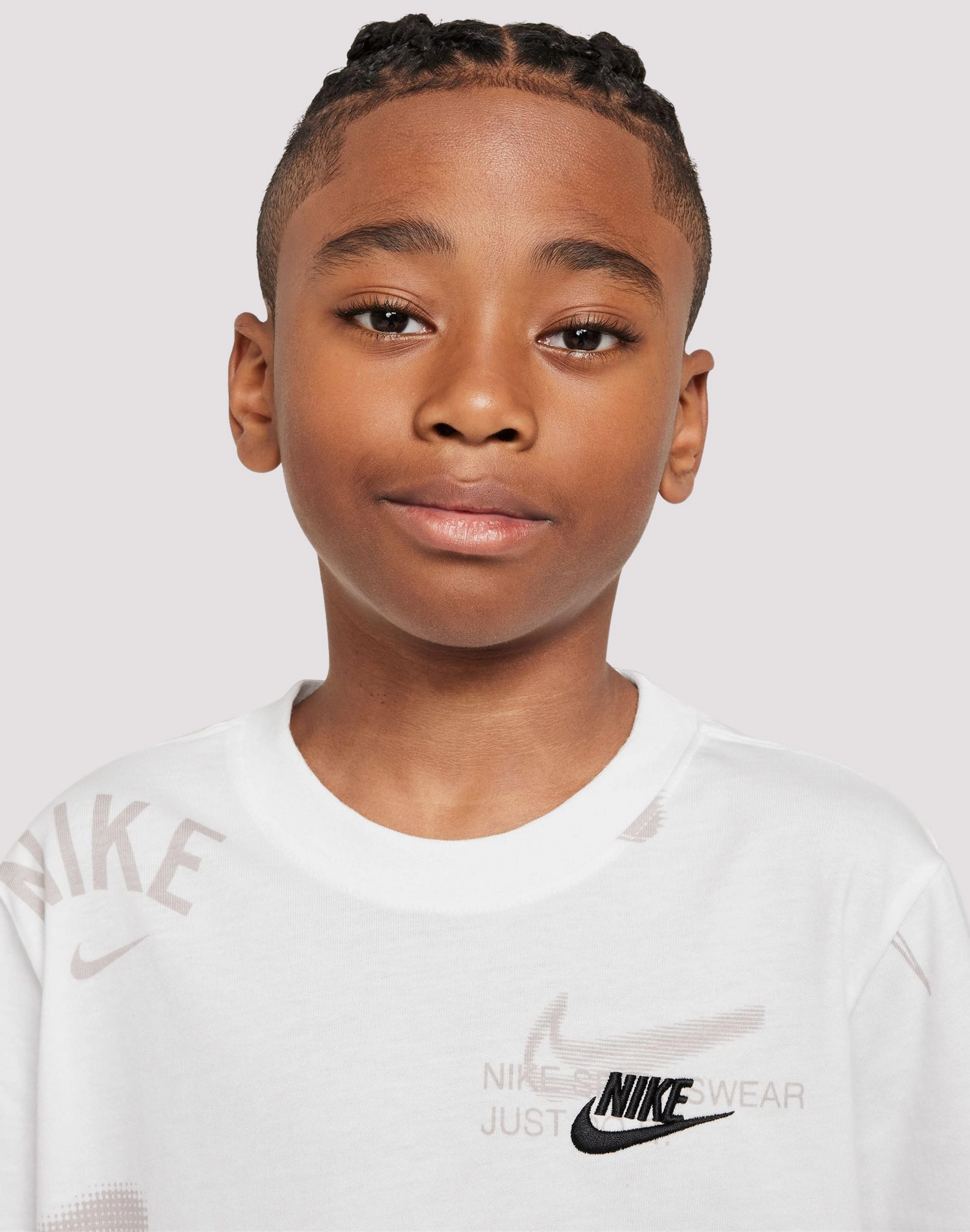 Outerwear options Nike Club Energy Tee Grade-School