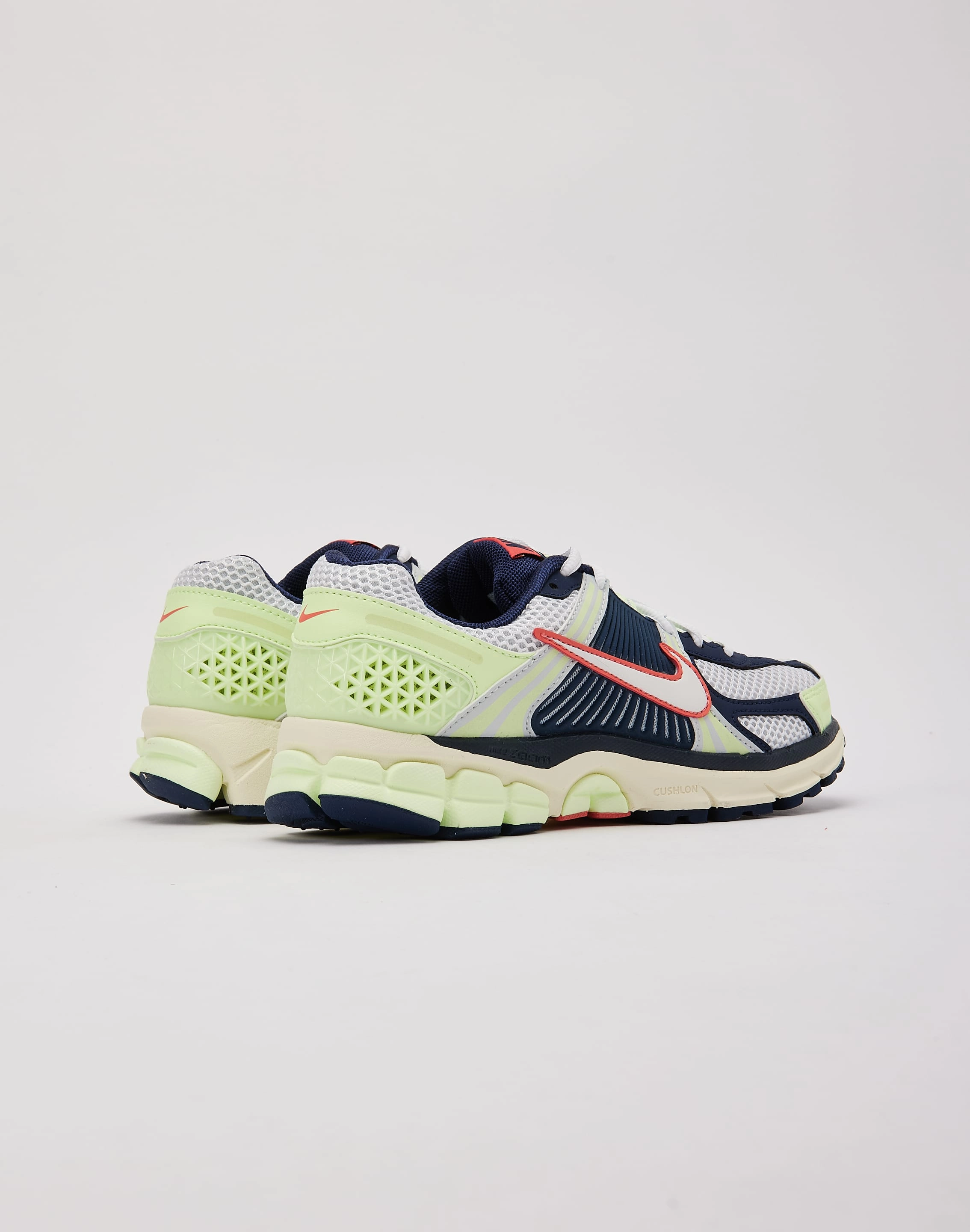 Outerwear options Nike Zoom Vomero 5 Grade-School