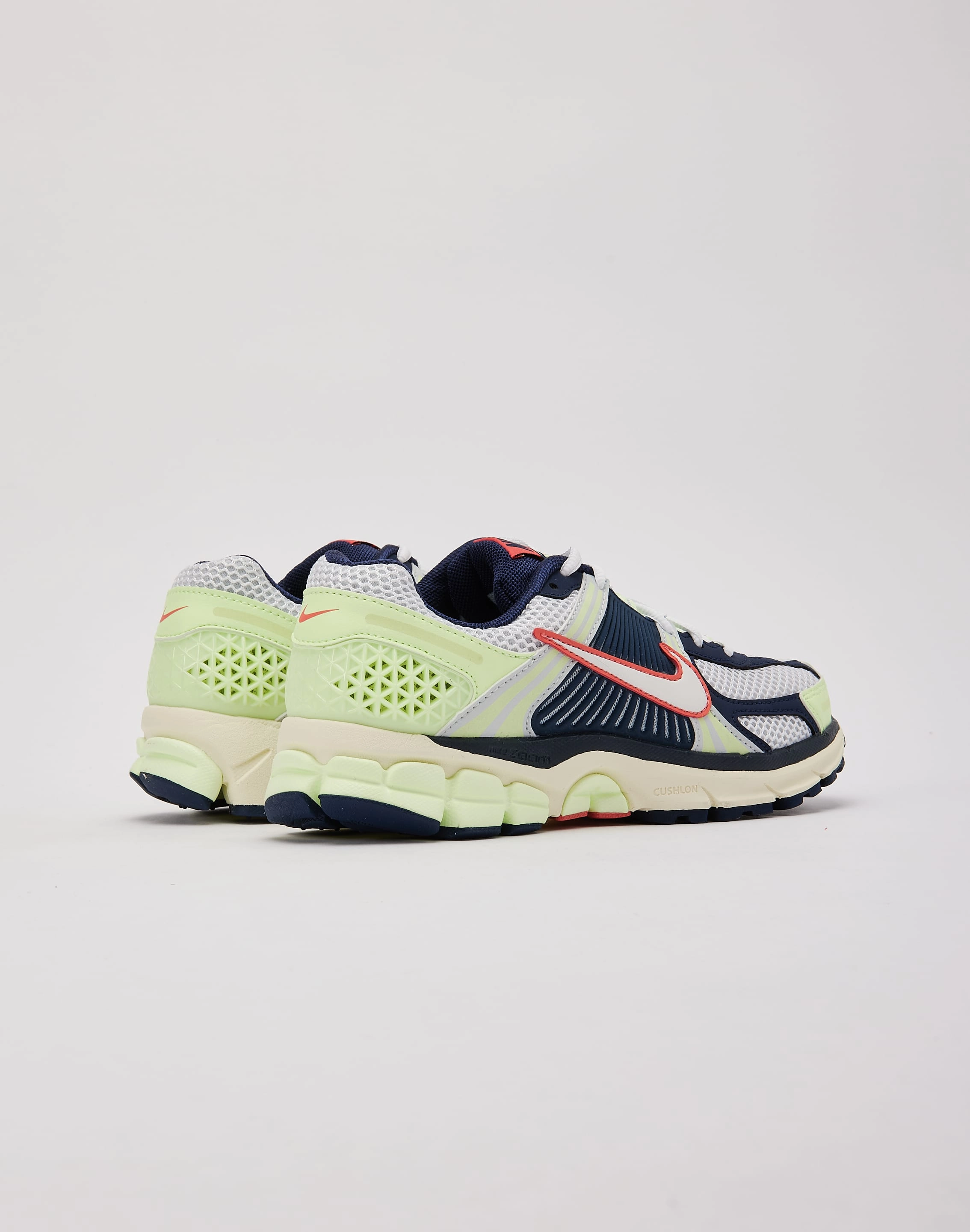 Outerwear options Nike Zoom Vomero 5 Grade-School