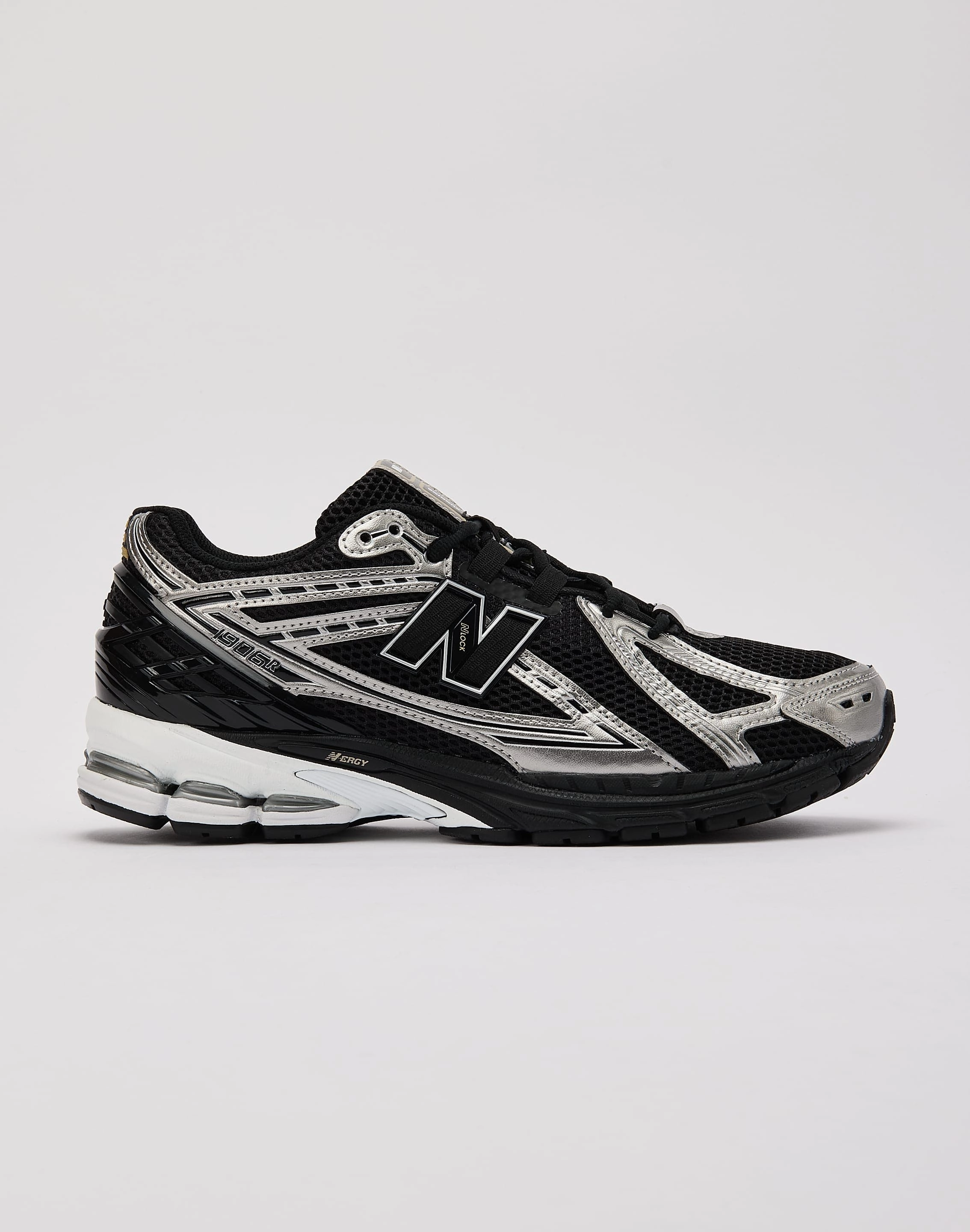 Classic fashion pieces New Balance 1906R Smart casual wear