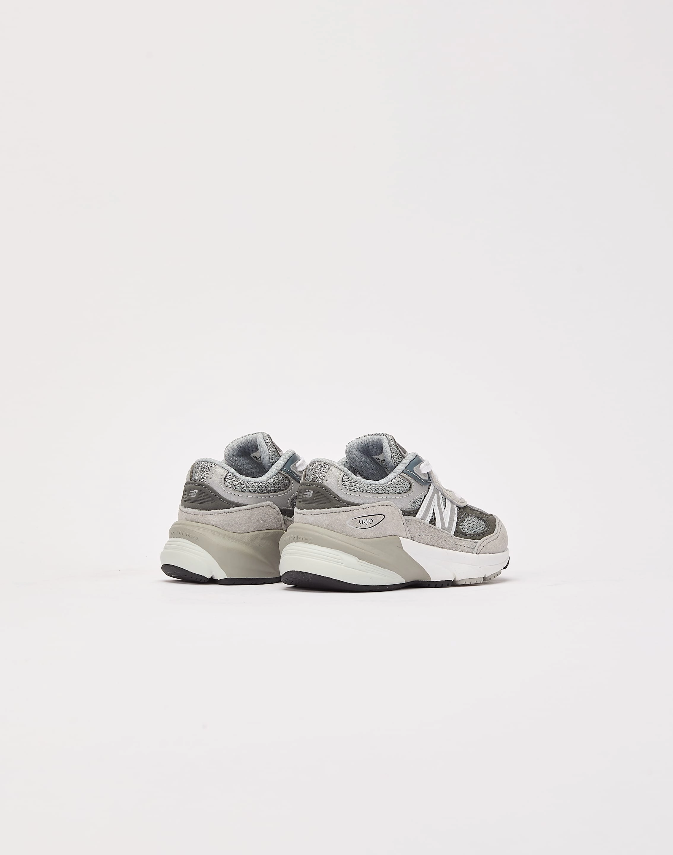 Patterned fashion (floral, stripes, etc.) New Balance 990v6 Toddler