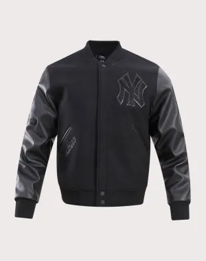 Pro Standard New York Yankees Triple Black Varsity Jacket Smart casual wear Swimwear selections