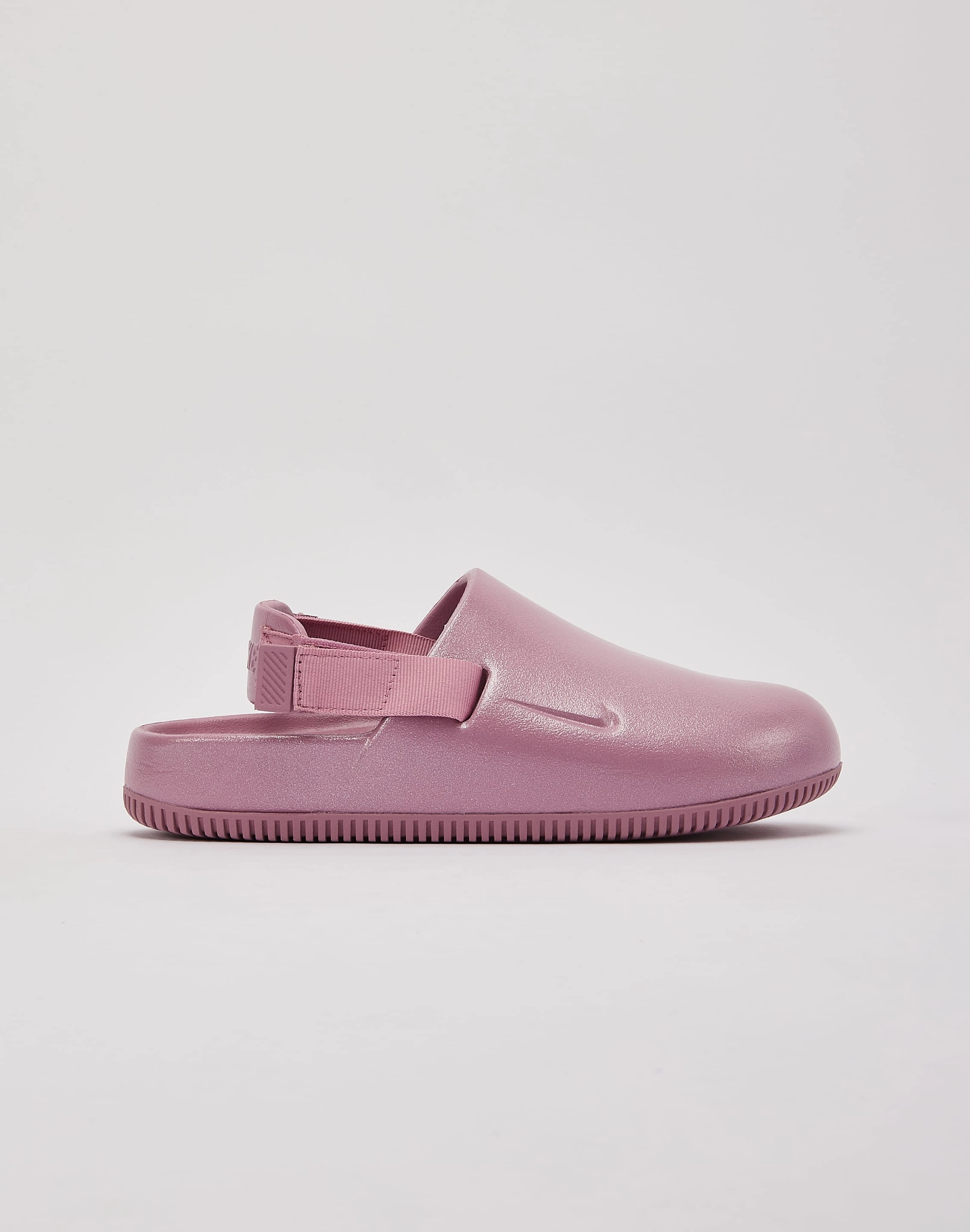 Quality apparel Nike Calm Mules Retro fashion finds