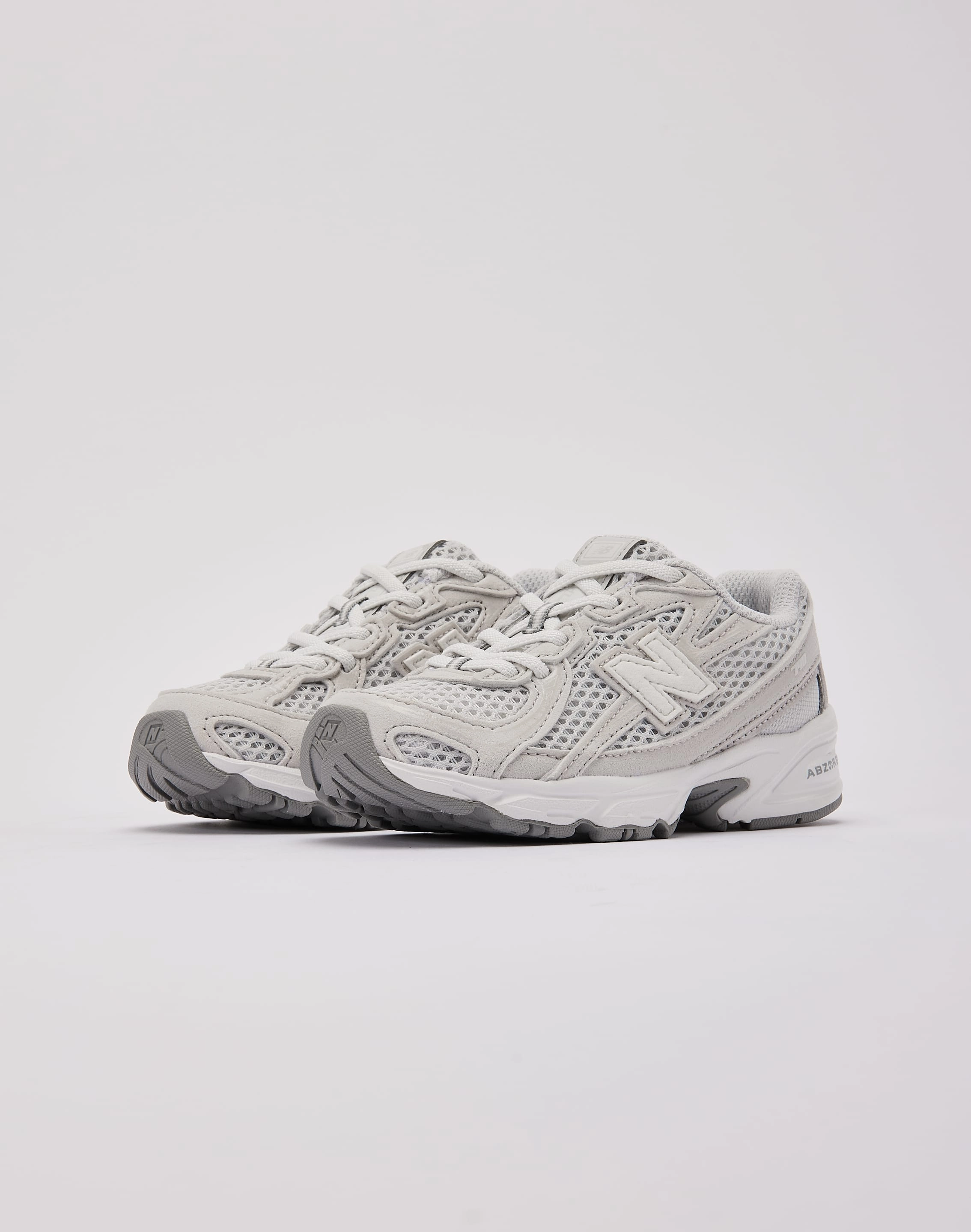 Recycled fashion materials New Balance 740 Bungee Pre-School