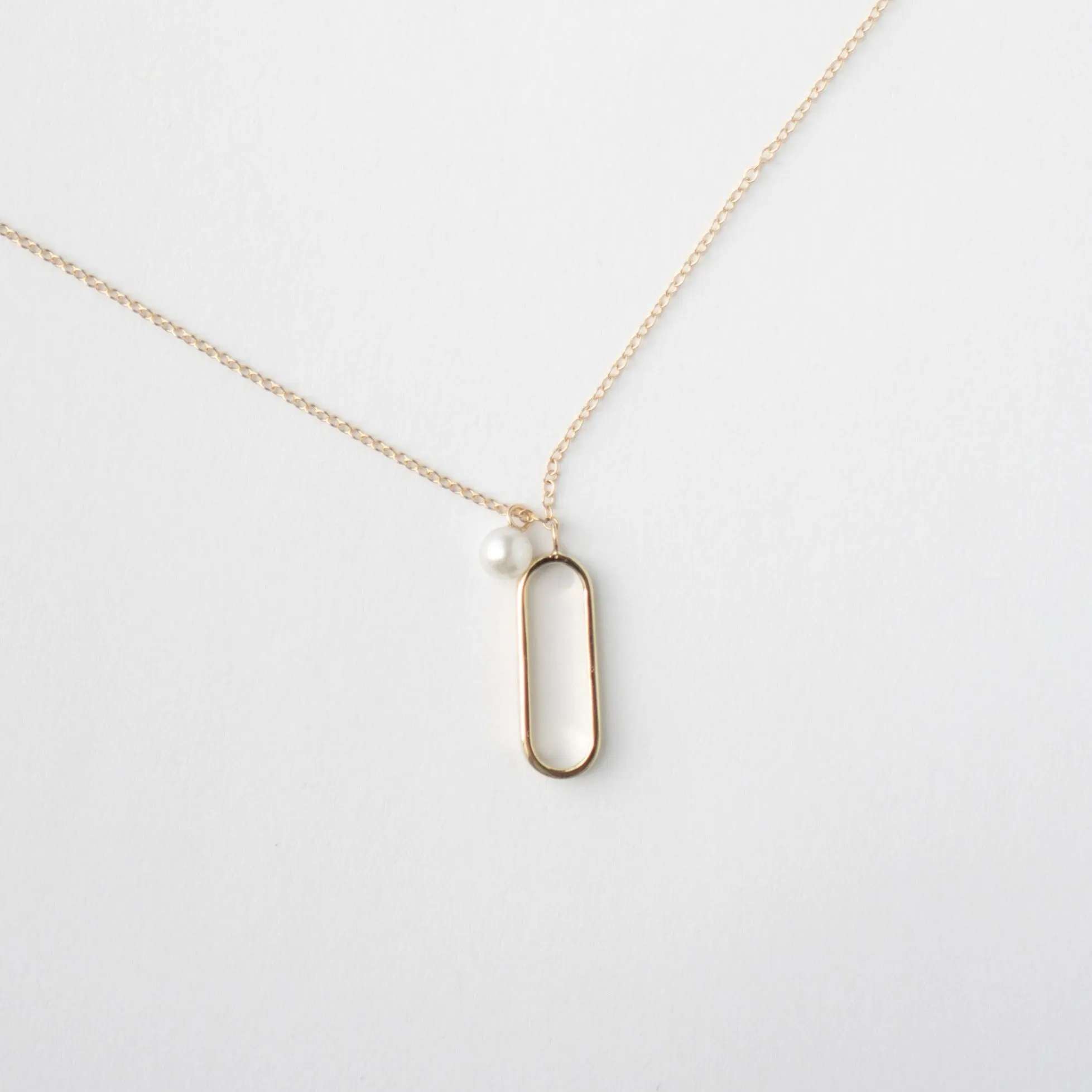 Rengi Necklace with Pearl