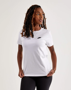 Runway fashion Nike Club Tee Casual wear options