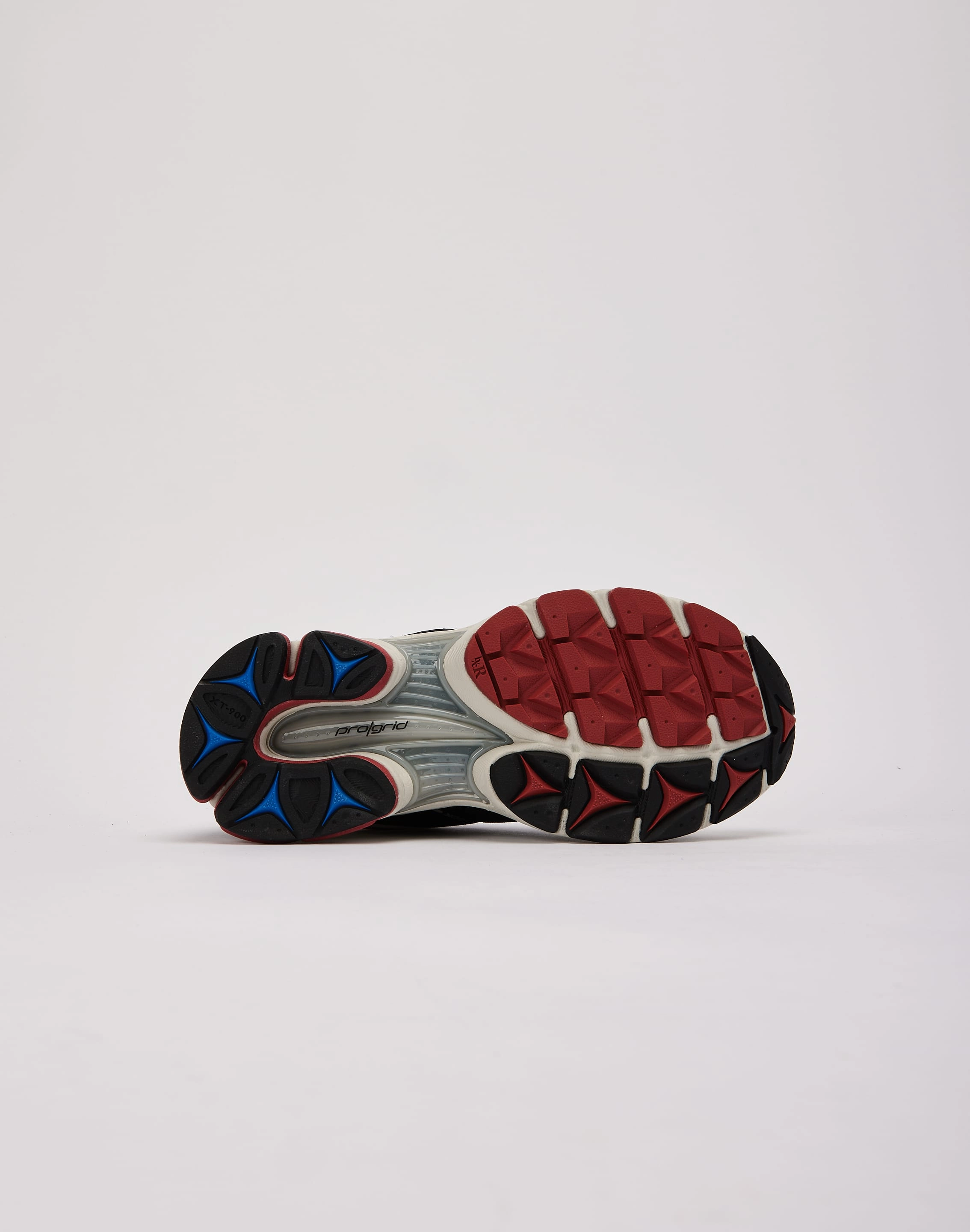 Saucony ProGrid Triumph 4 Grade-School Fashion lookbook