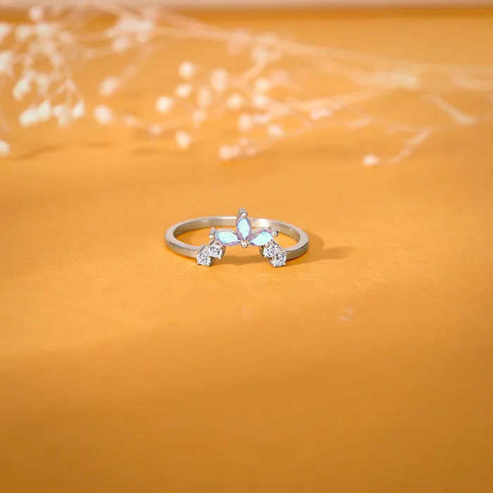 Silver Leafy Vanki Ring