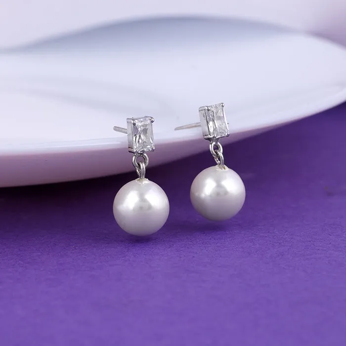 Silver Shining Pearl Earrings