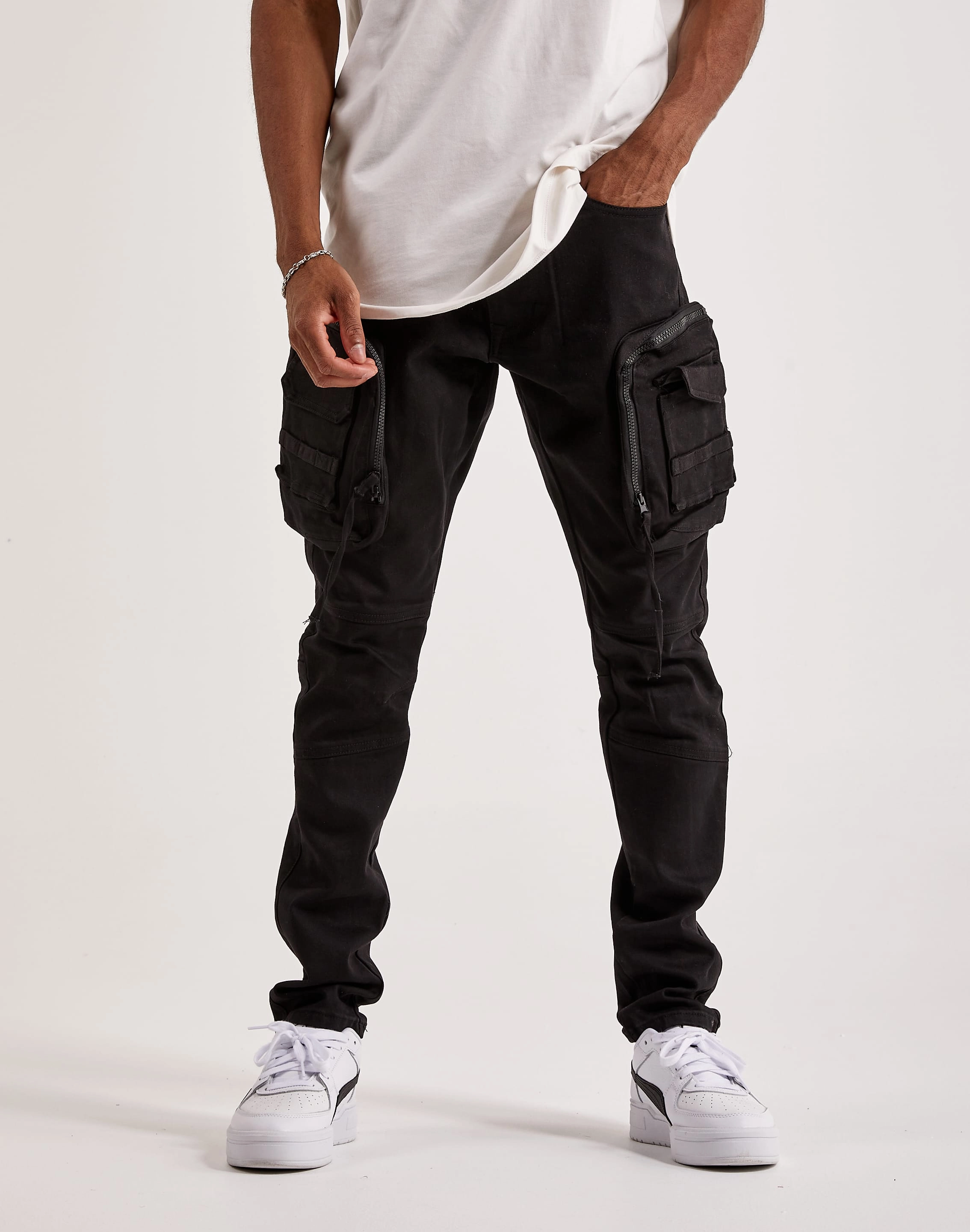 Fashion shows Smoke Rise Twill Moto Cargo Pants Fashion trends by region