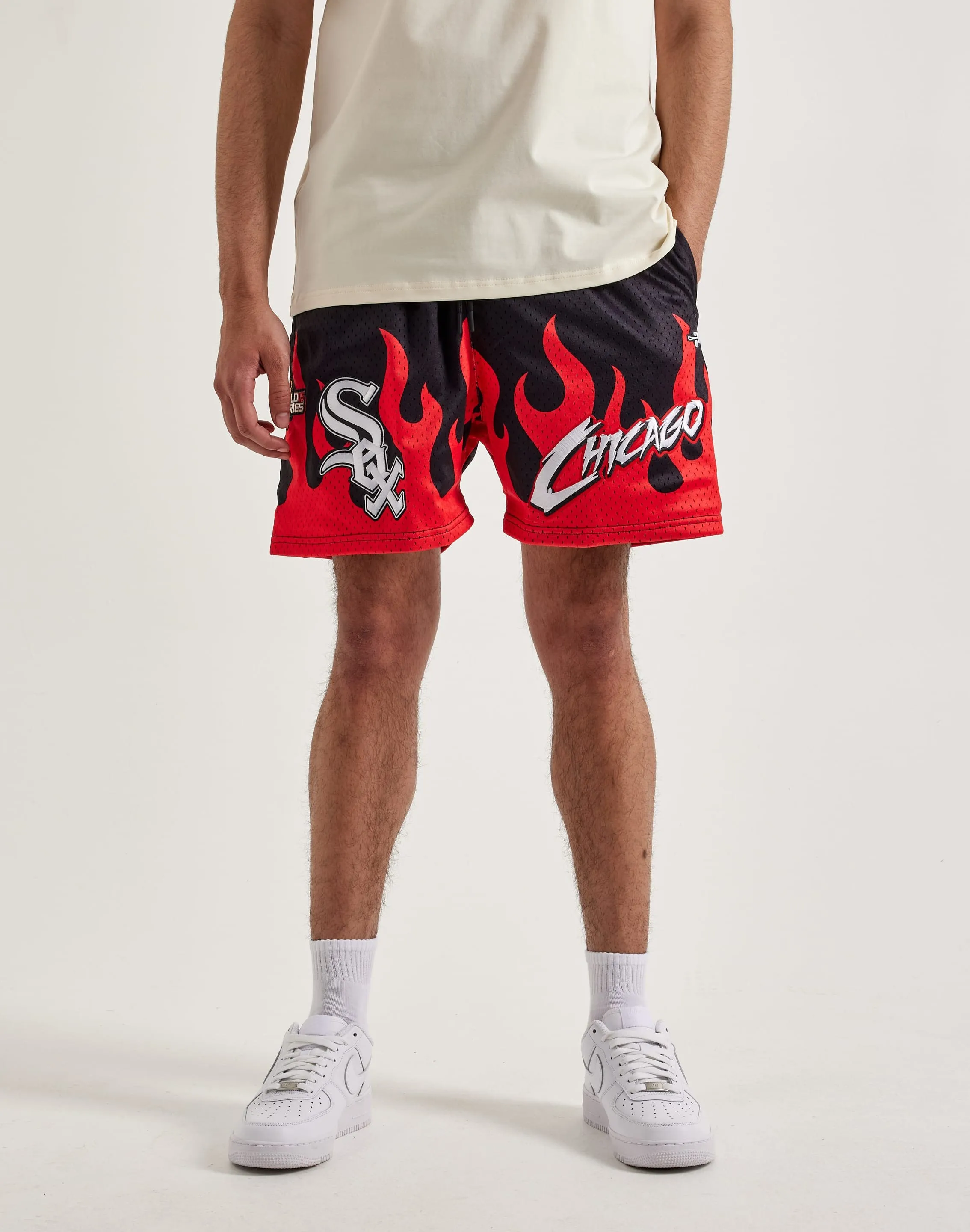 Style statements Pro Standard Chicago White Sox Flame Shorts Evening wear