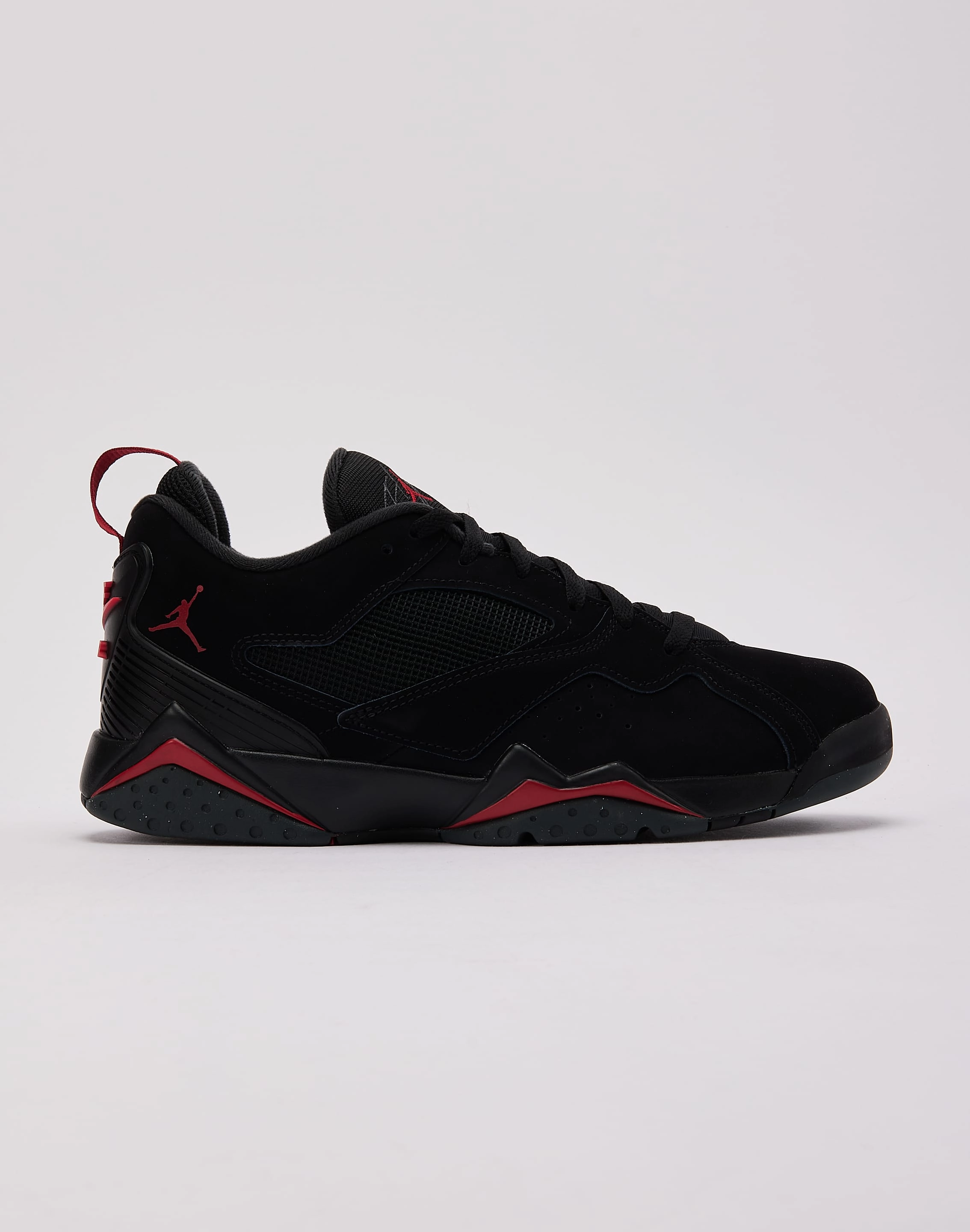 Style statements Jordan MVP 92 Fashion for all body types