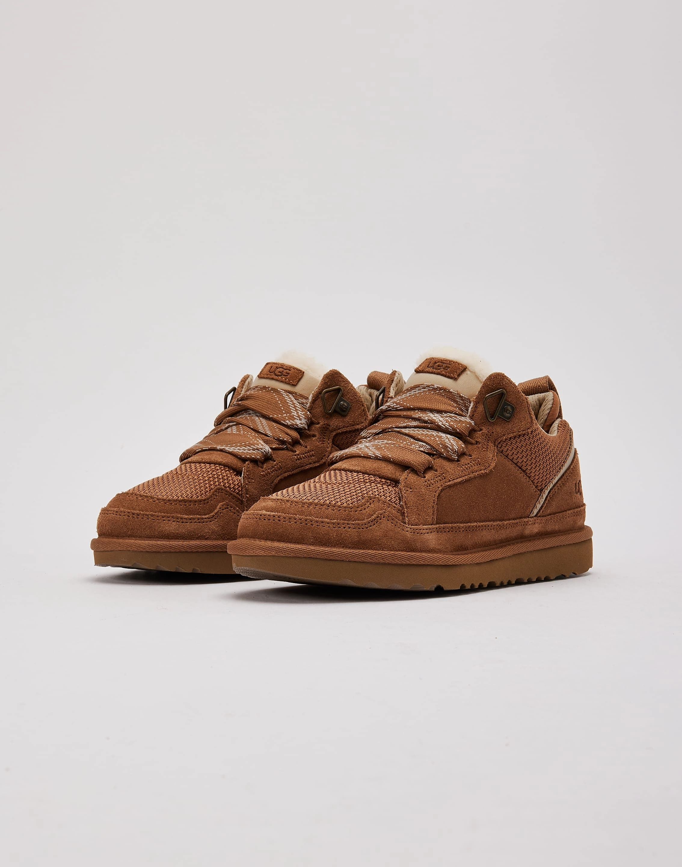 Stylish products UGG Lowmel Grade-School